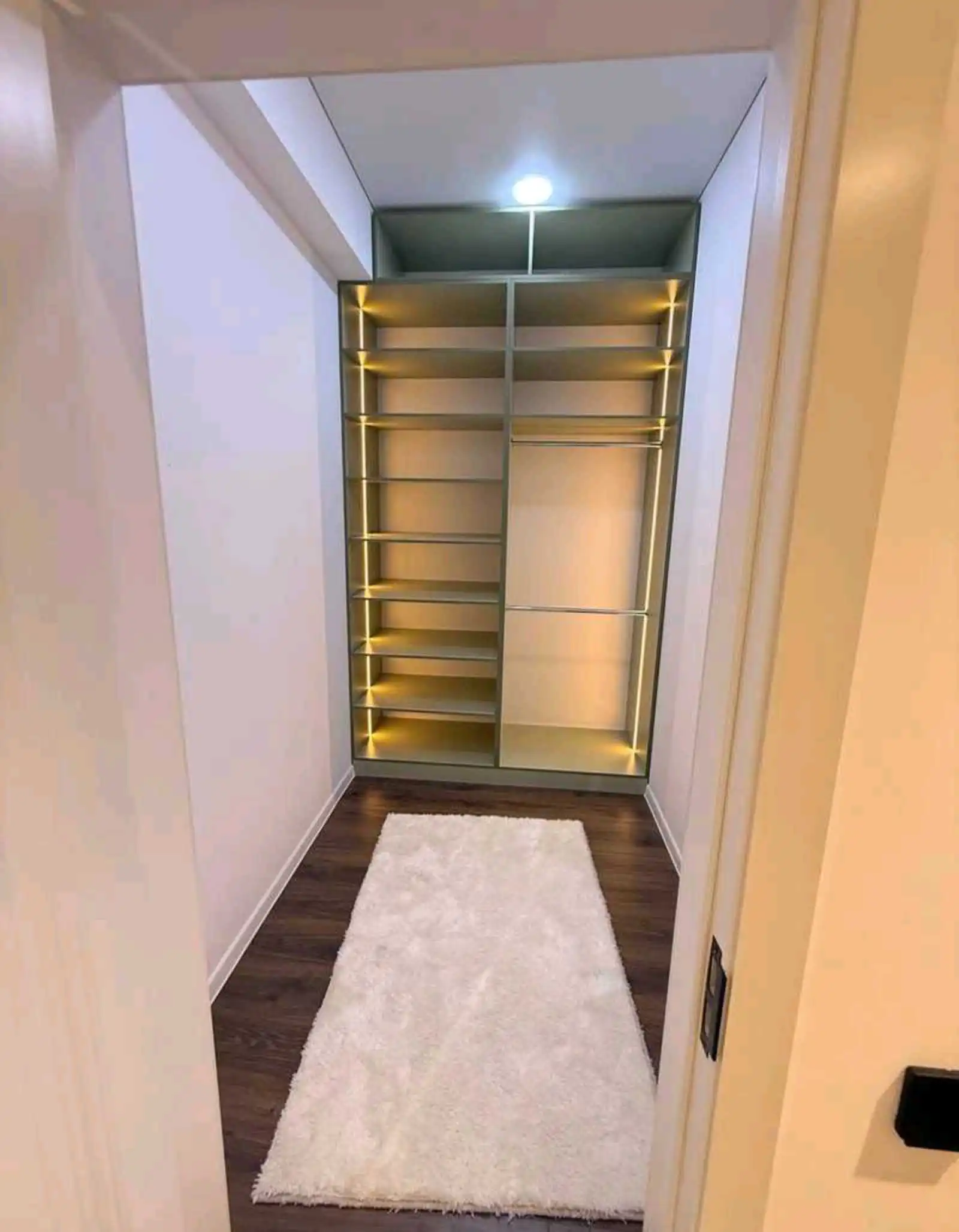 3-к квартира, 9 этаж, 92 м², Исмоил Сомони