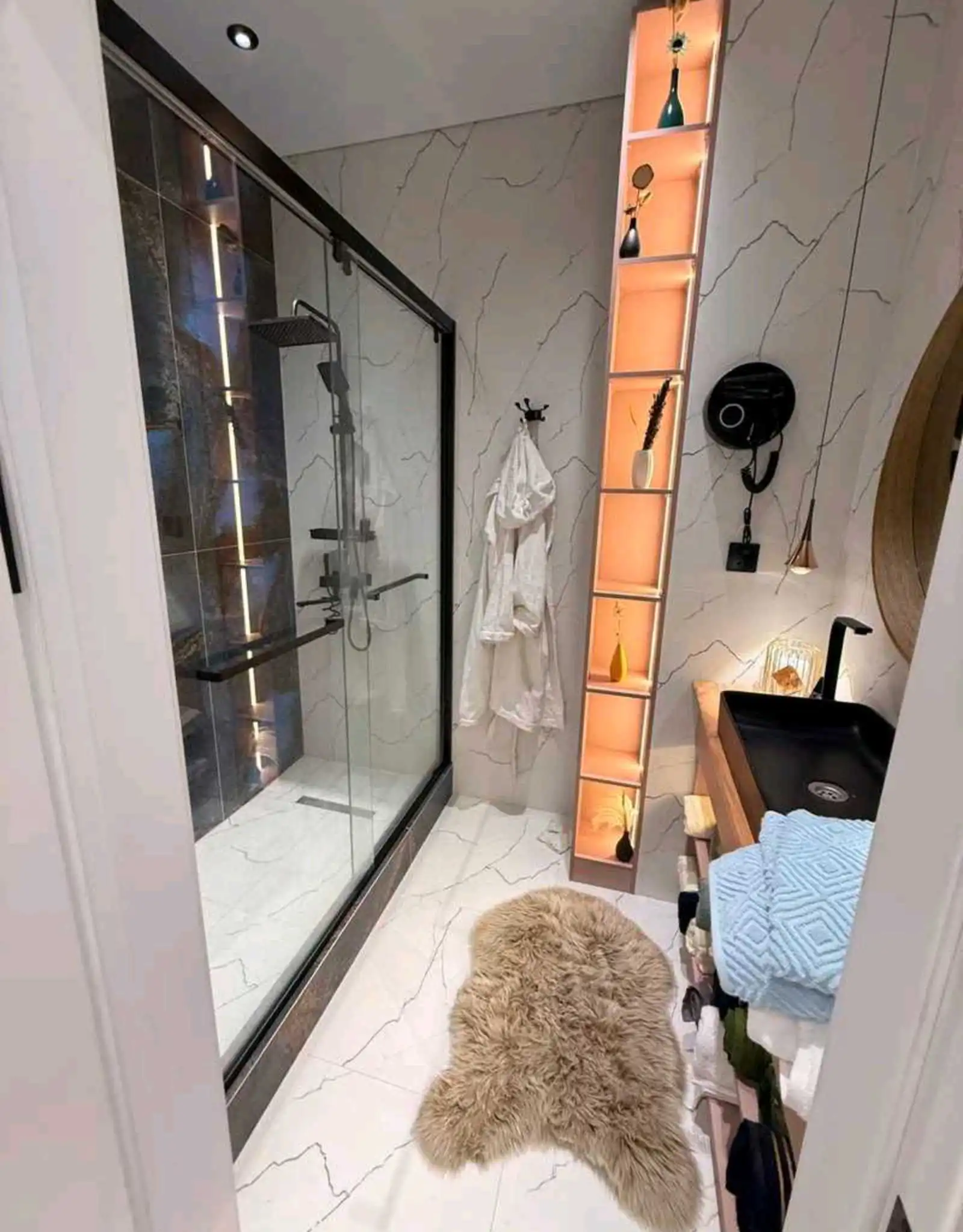 3-к квартира, 9 этаж, 92 м², Исмоил Сомони