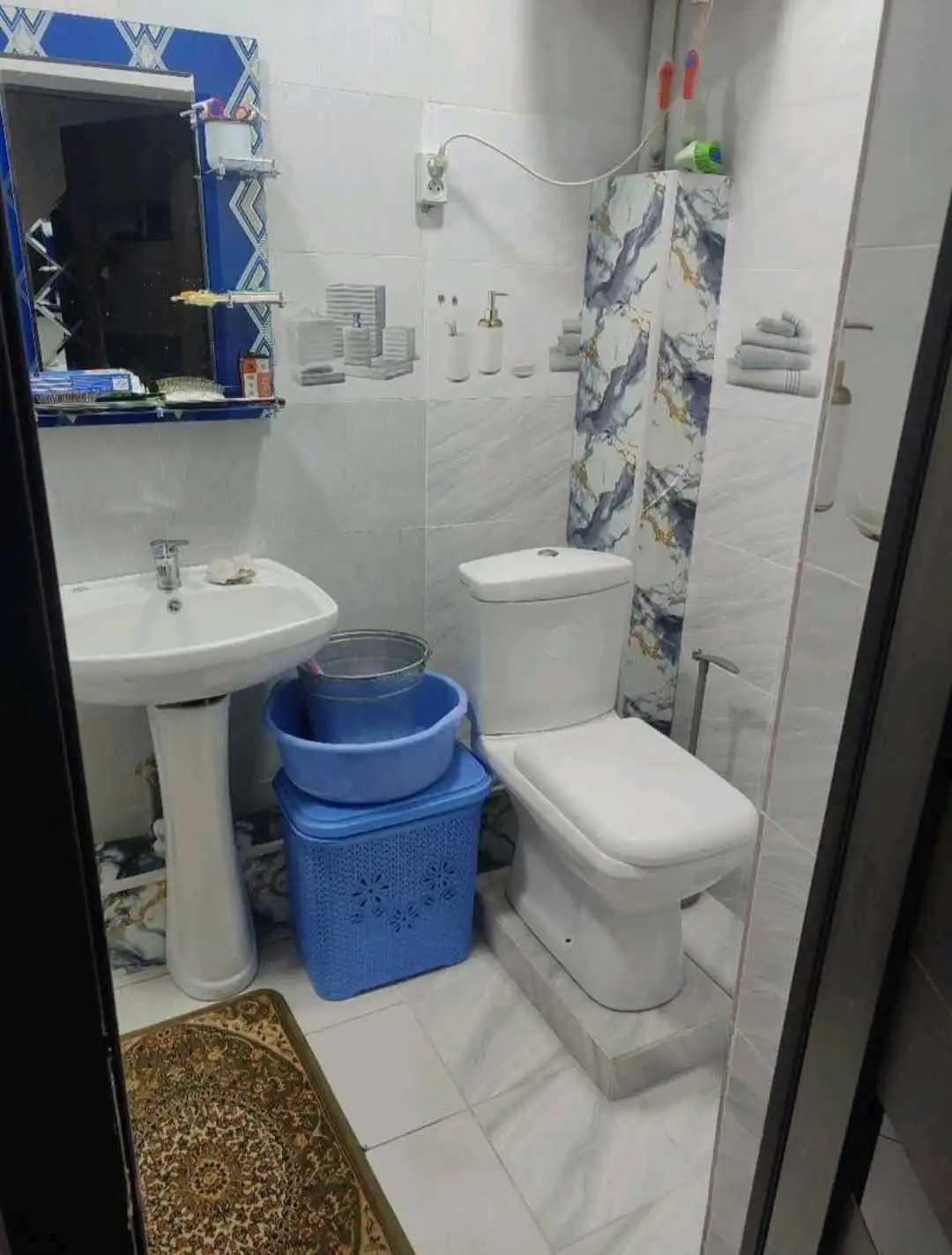 3-к квартира, 4 этаж, 61 м², Фирдавси