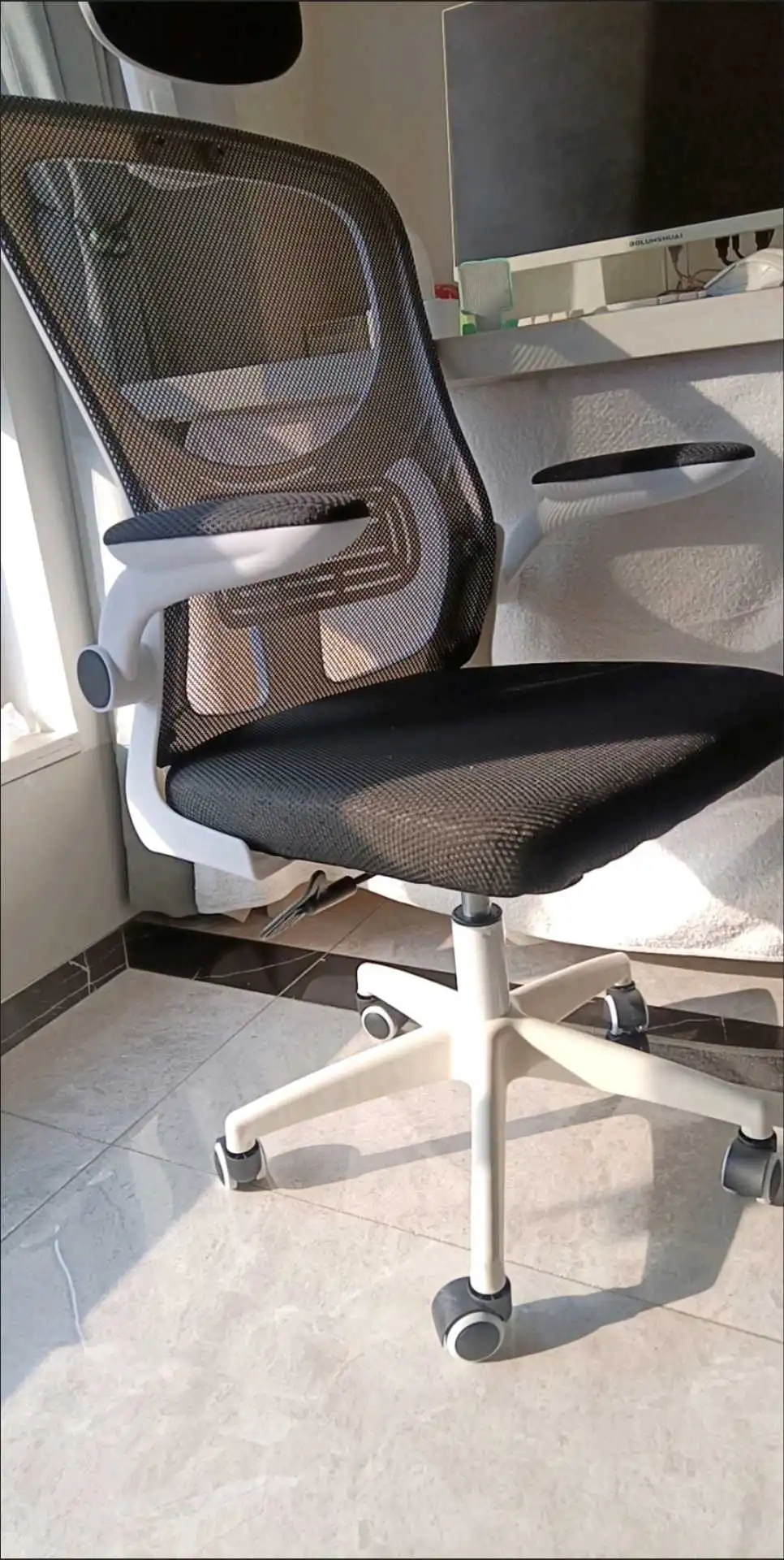 Сеточные кресла для персонала