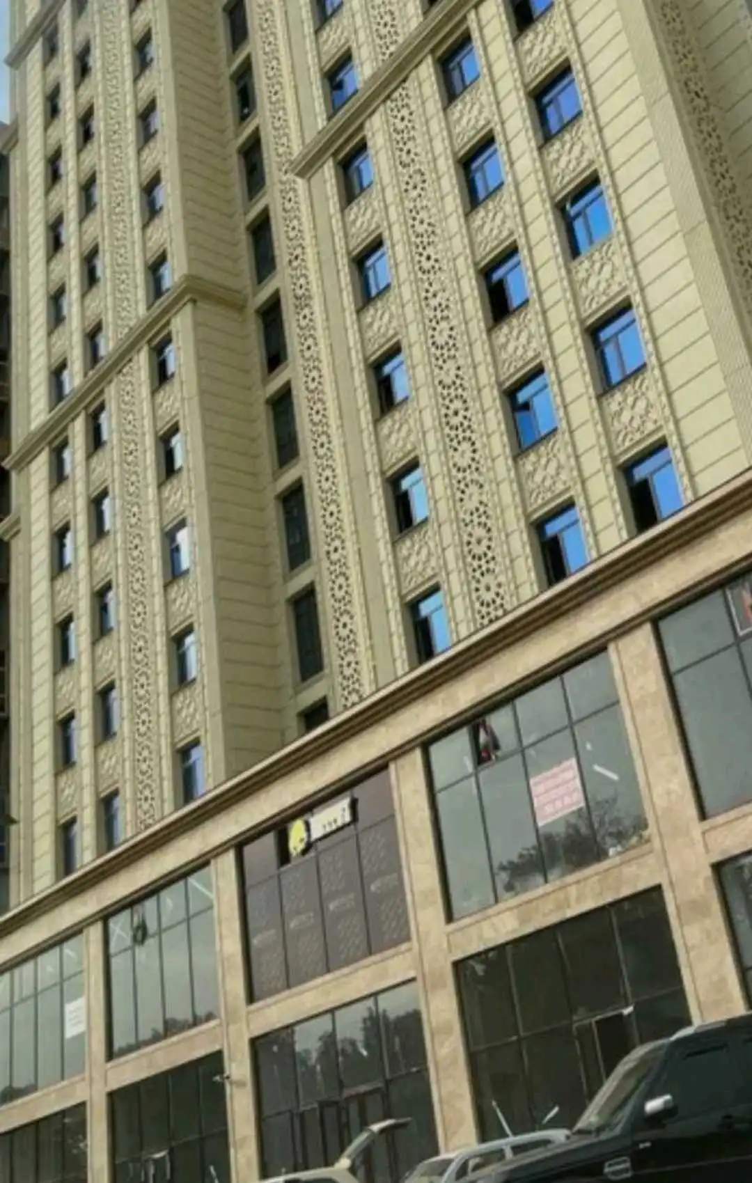 1-к квартира, 12 этаж, 63 м², Шохмансур