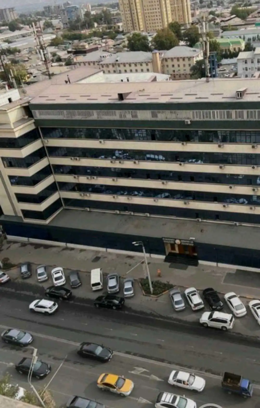 1-к квартира, 12 этаж, 63 м², Шохмансур