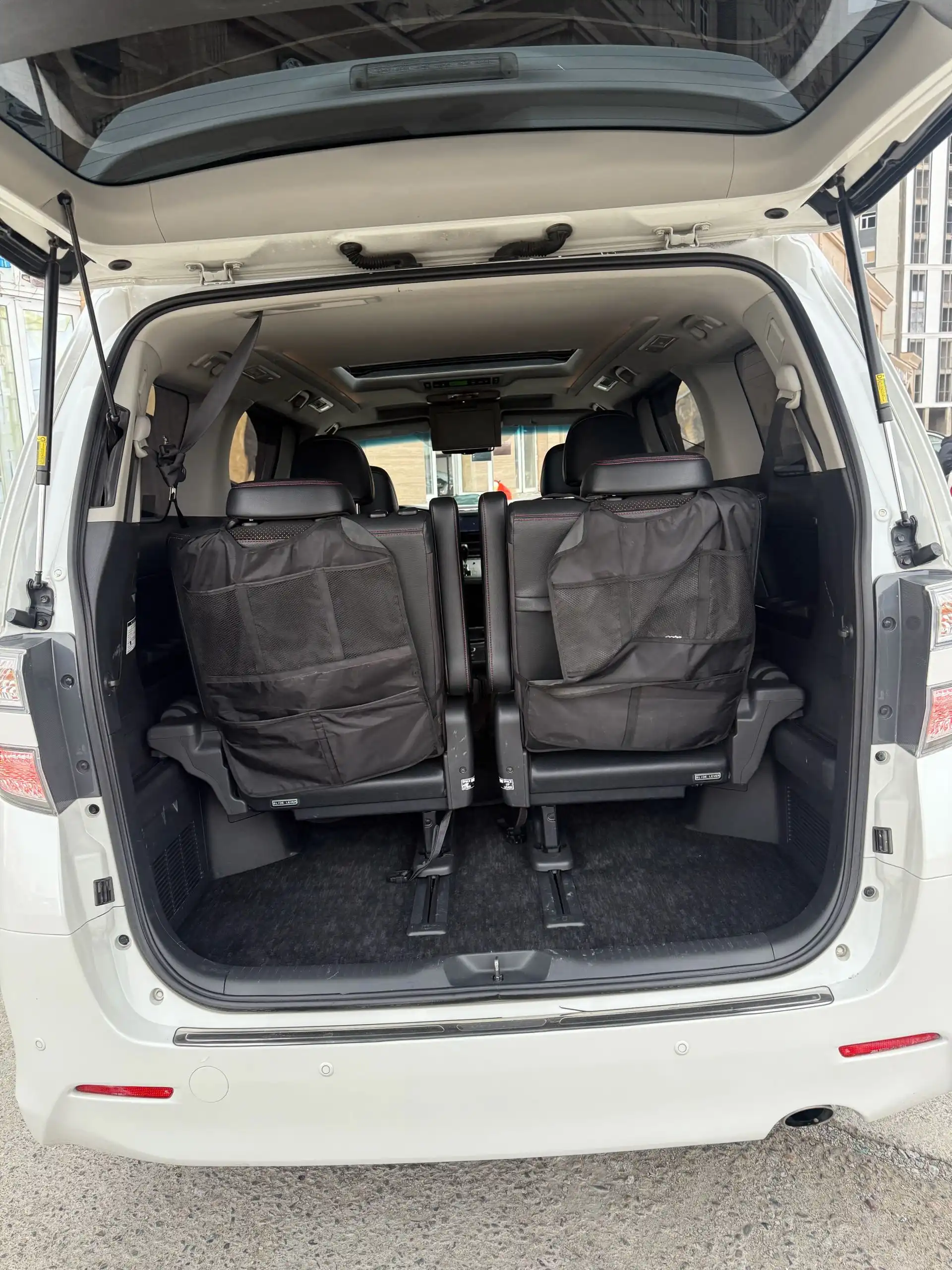 Toyota Vellfire 2014