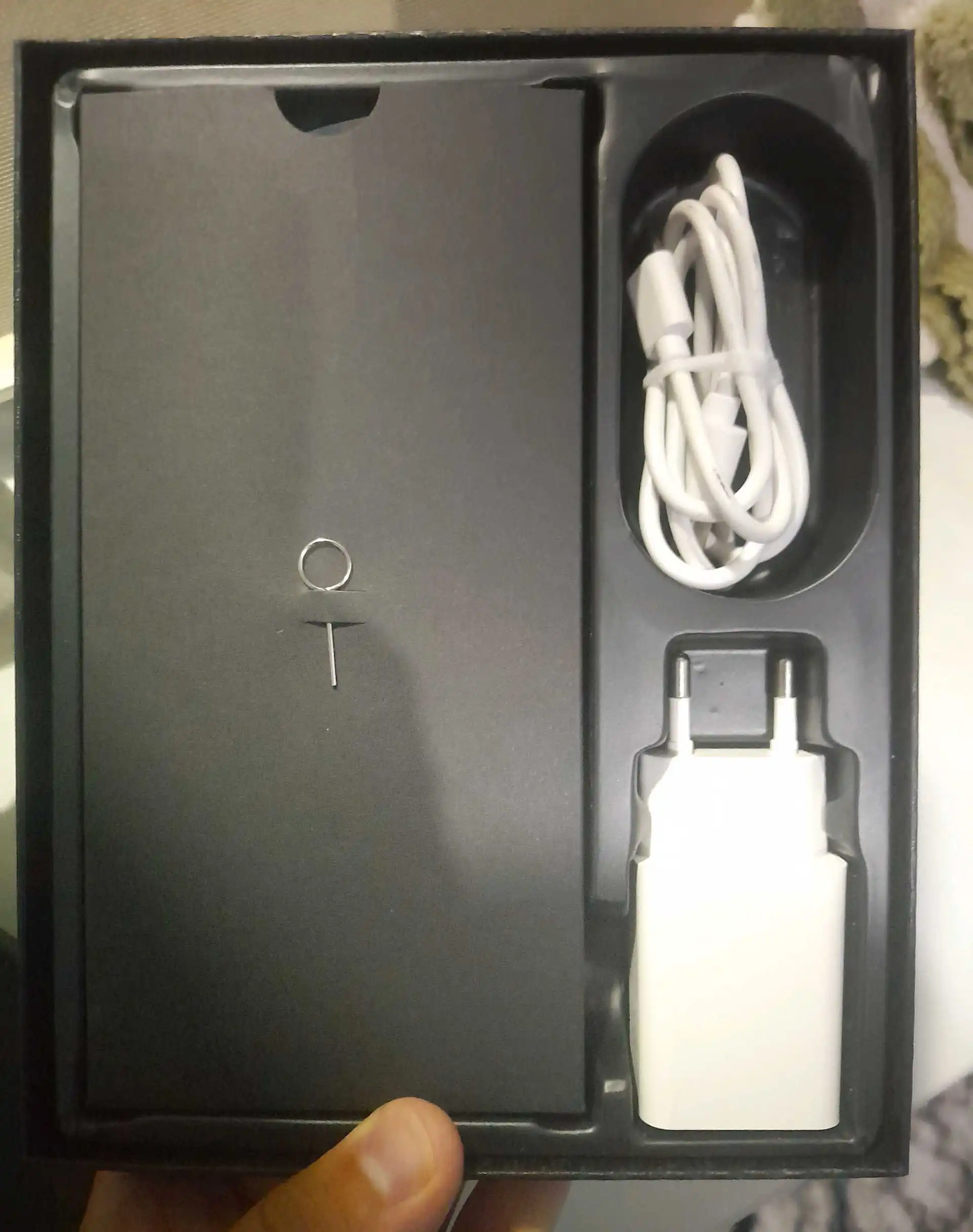 Apple IPhone 16 Pro Max 16 gb