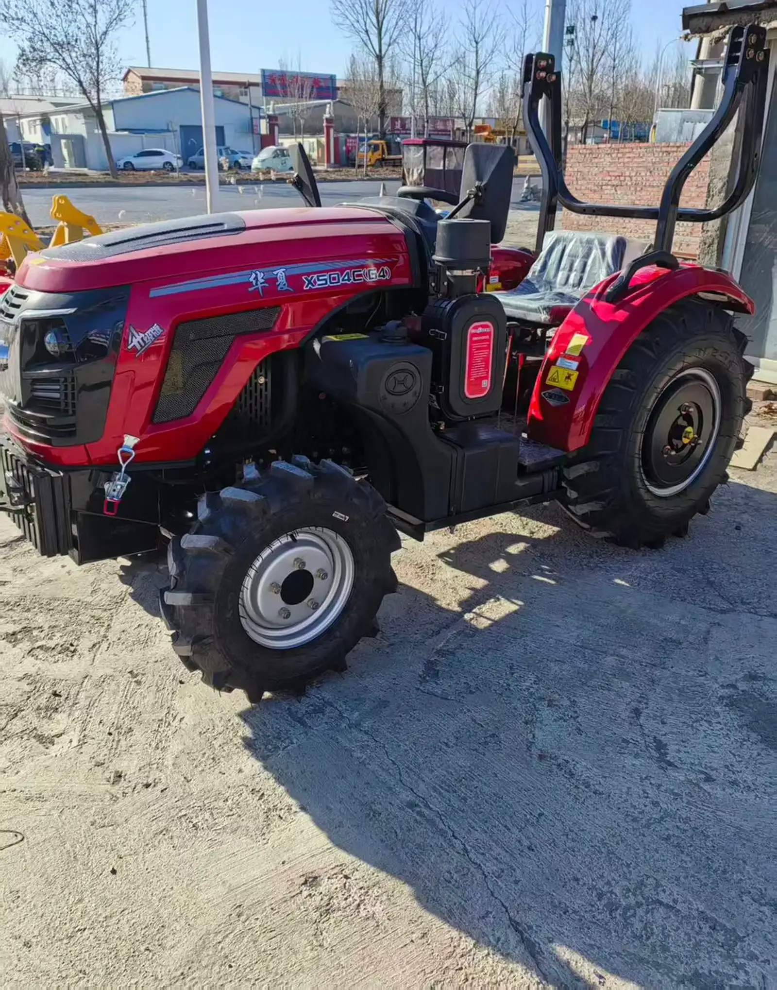 Трактор 504 HUAXIA на заказ