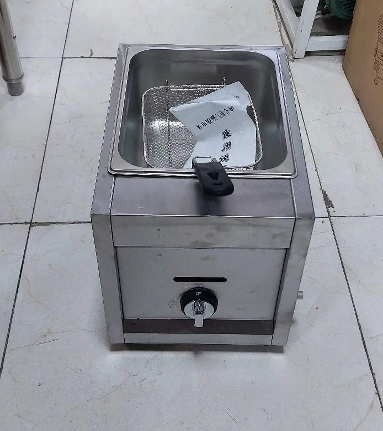 Фритюрница газовый 6л