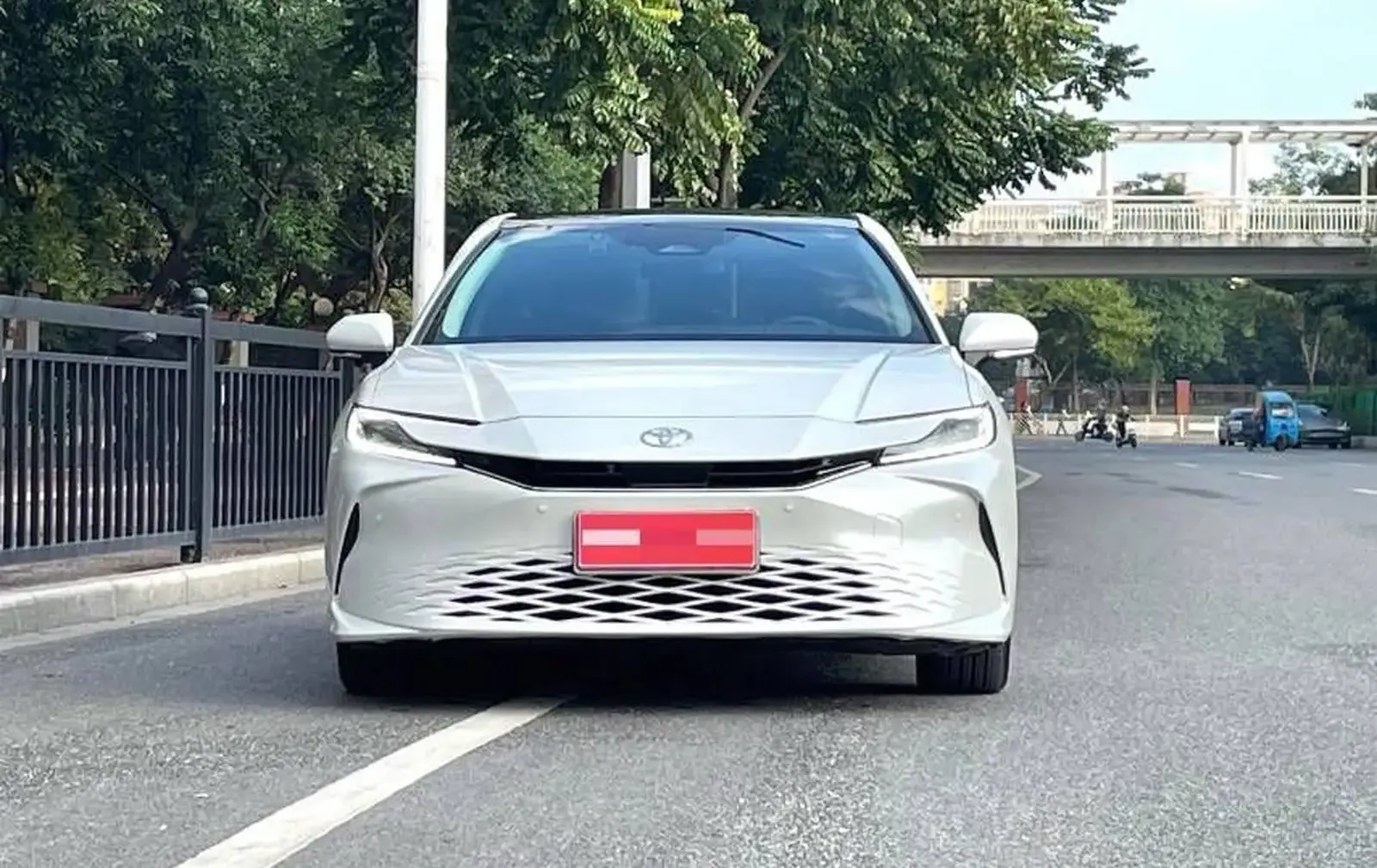 Toyota Camry, 2025