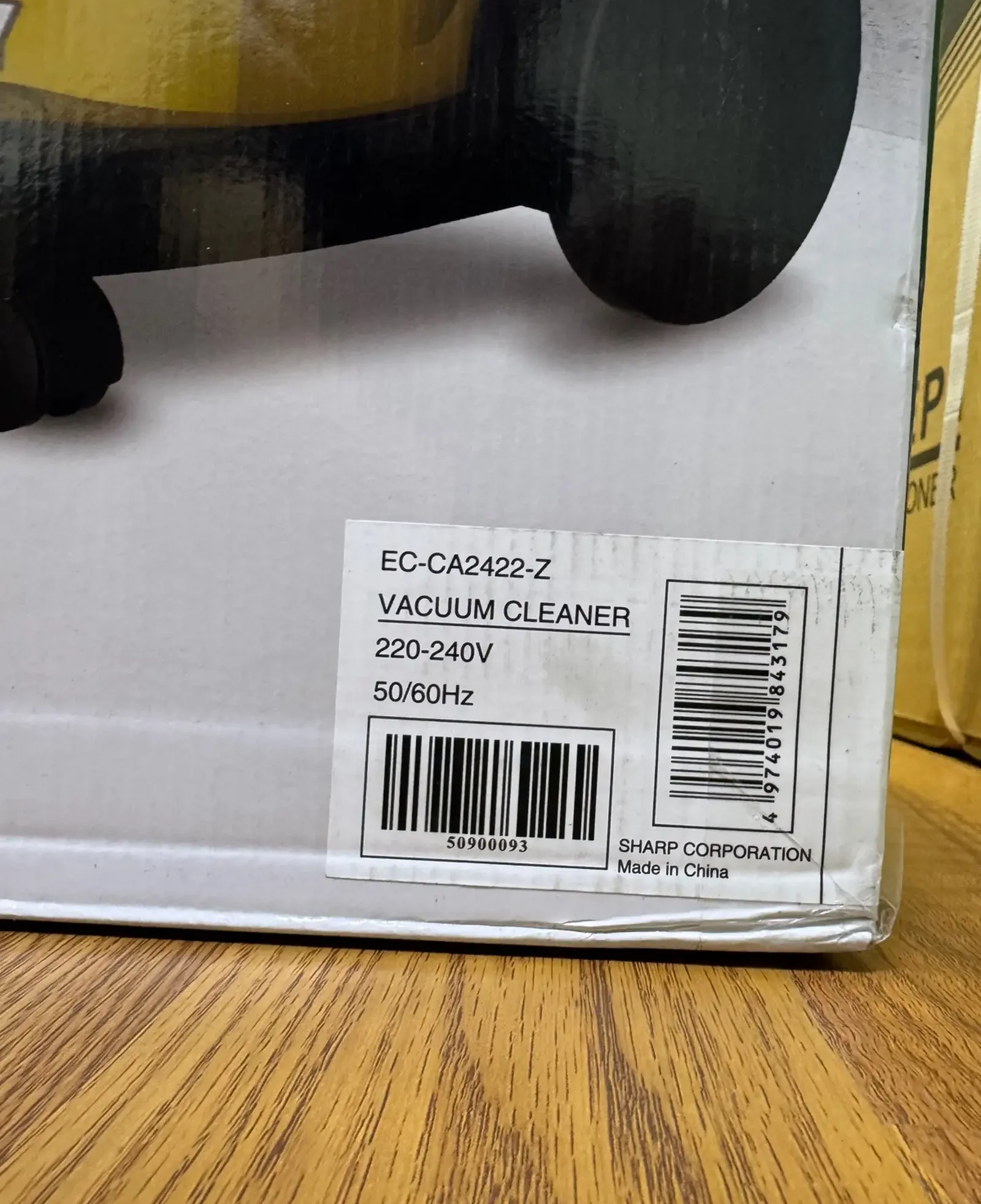 Пылесос SHARP EC CA2422