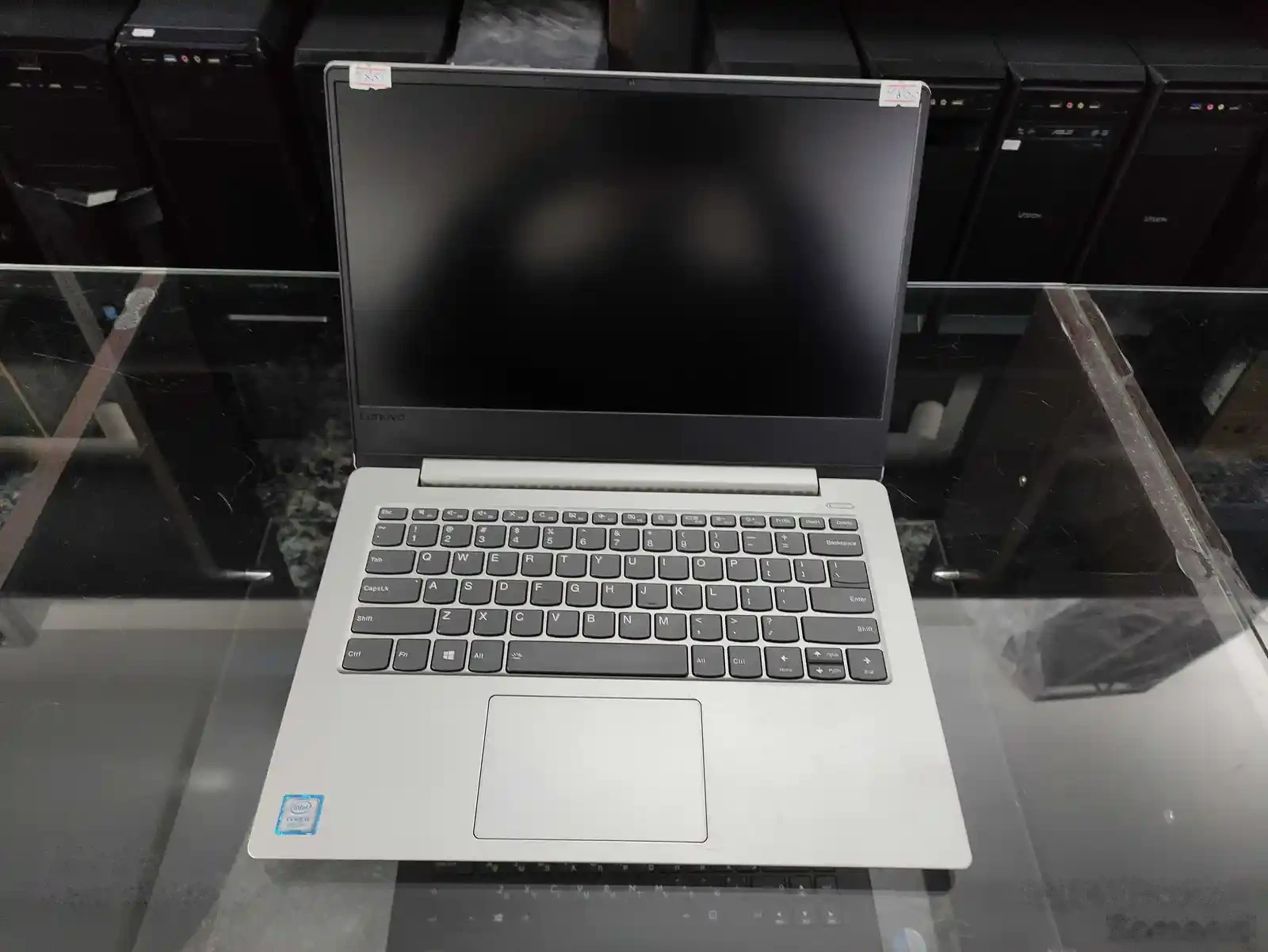 Ноутбук Lenovo Ideapad 330S Core i5-8250U 8GB/256GB SSD — фото 3