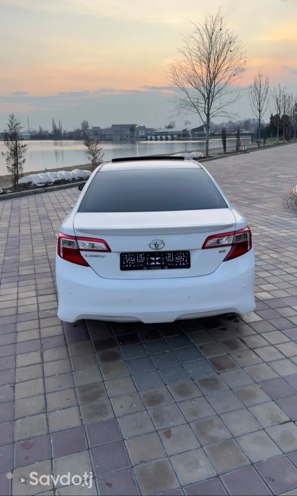 Toyota Camry 2012