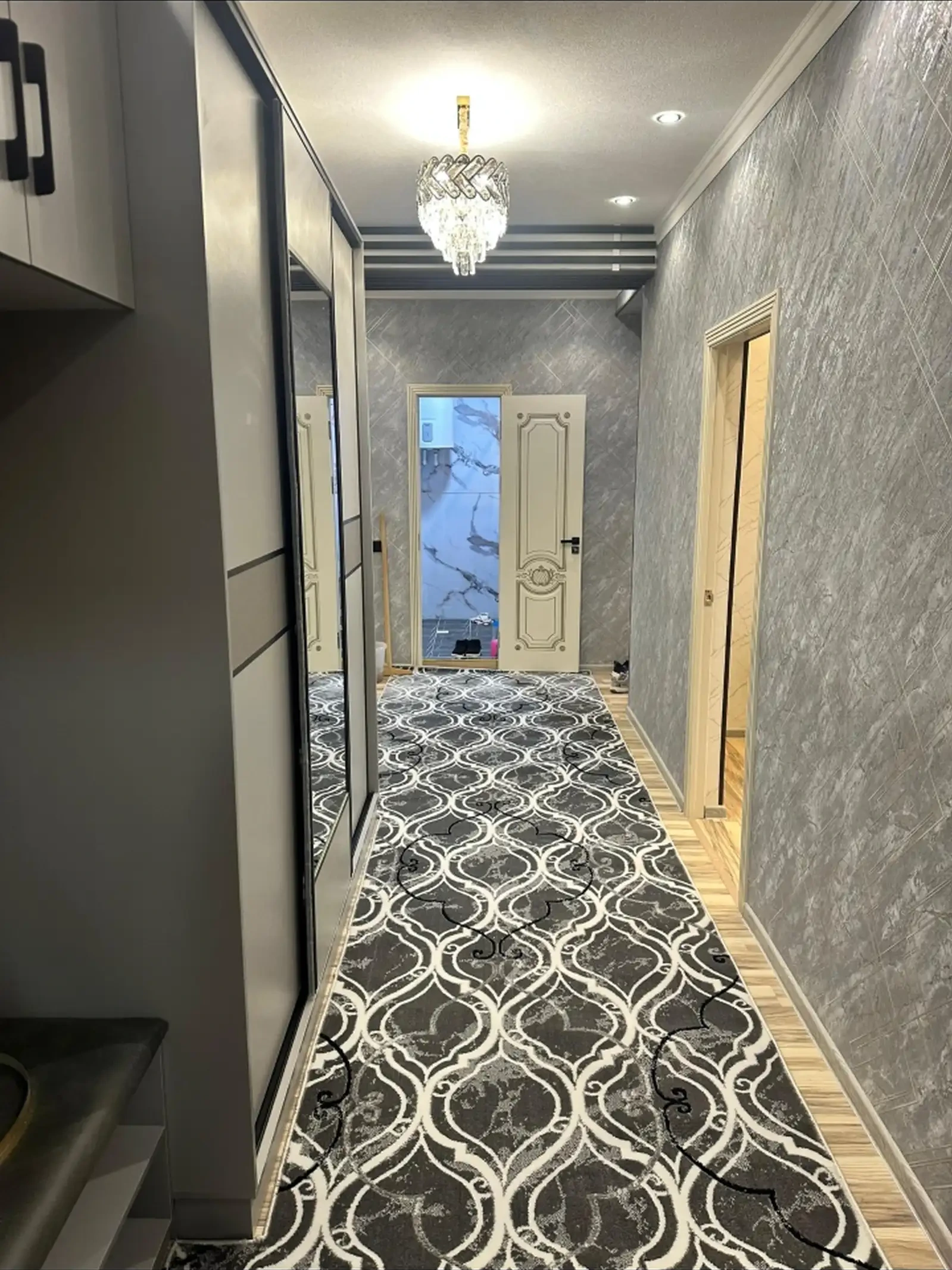 2-комн. квартира, 8 этаж, 80м², 18мкр — фото 6
