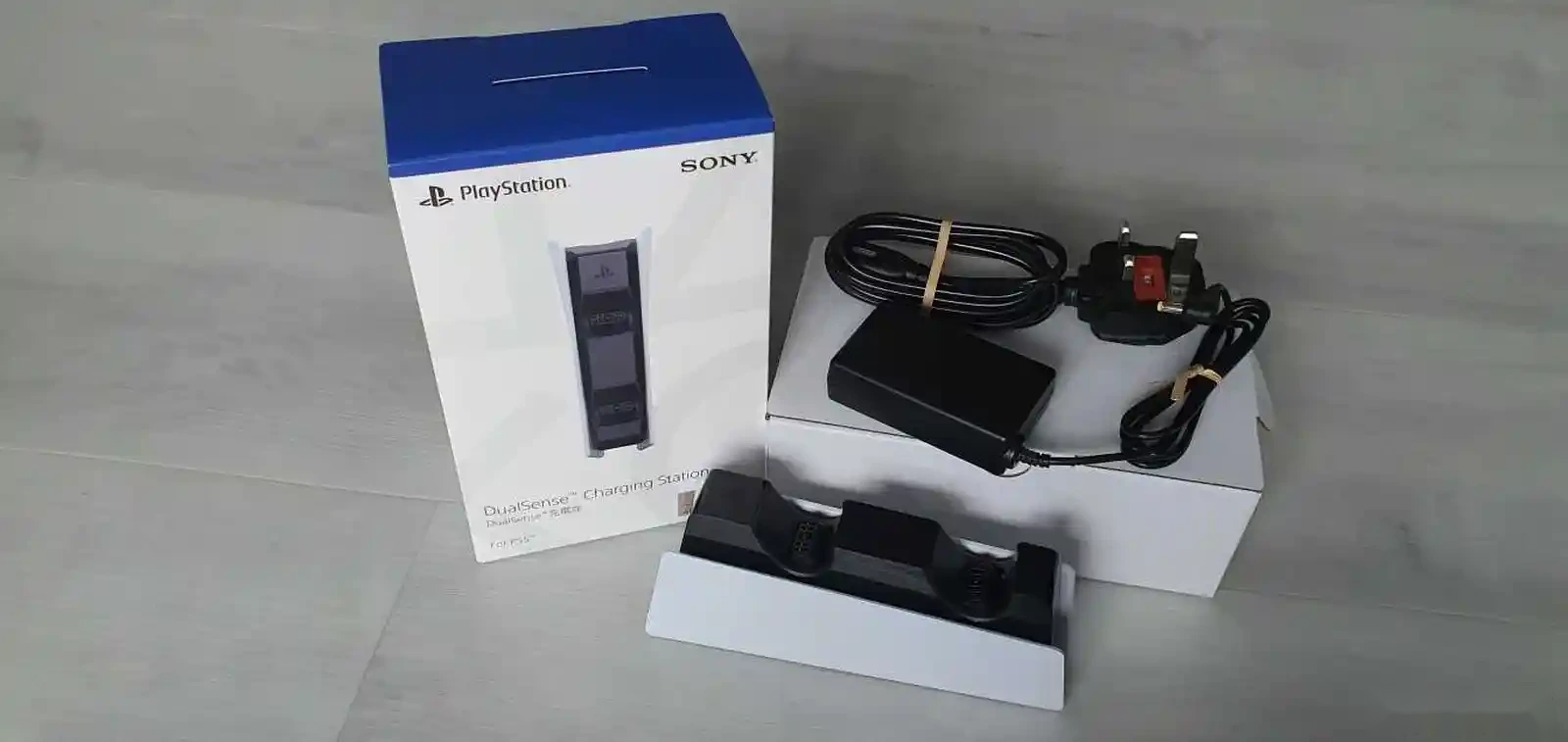 Зарядное устройство Sony PS5 Dual Sense original — фото 2
