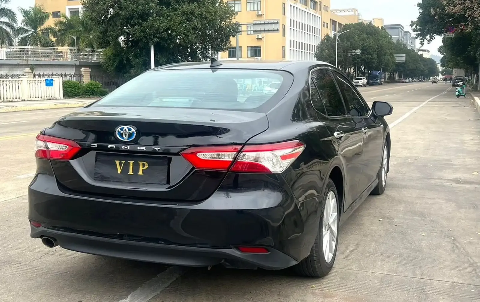 Toyota Camry 2021