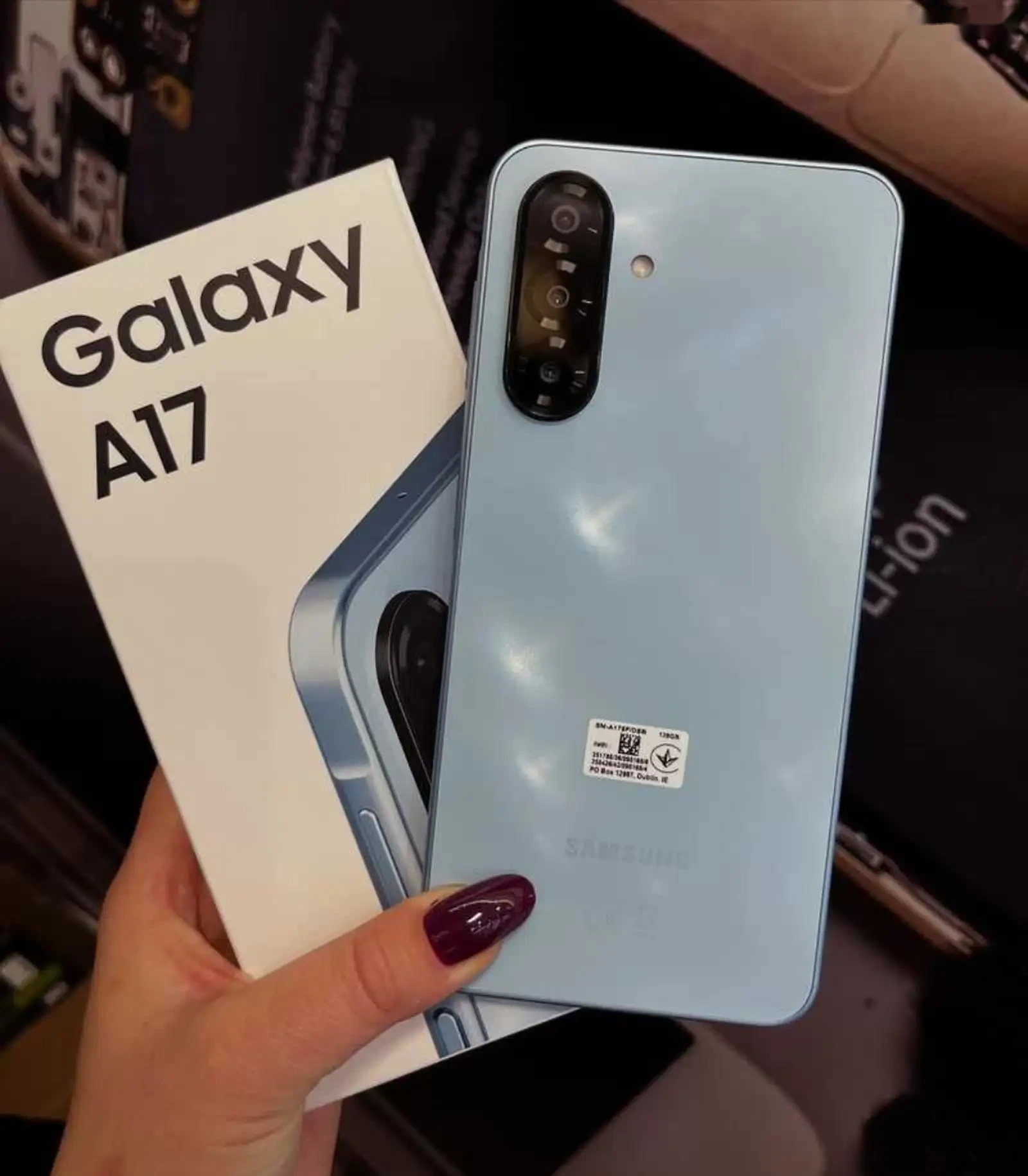 Samsung Galaxy A17 4/128Gb black Vietnam 2026 — фото 4