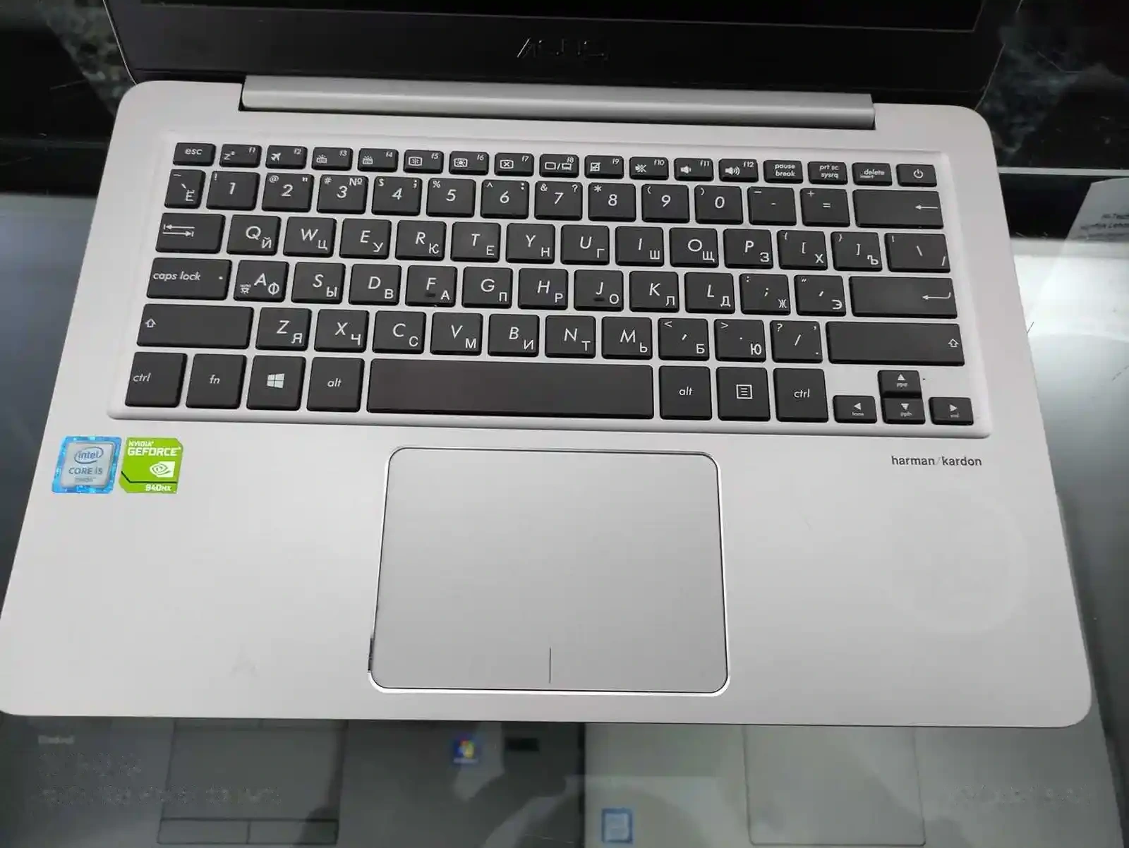 Ноутбук Asus Zenbook UX310UQ Core i5-6200U 8GB / 256GB SSD — фото 4
