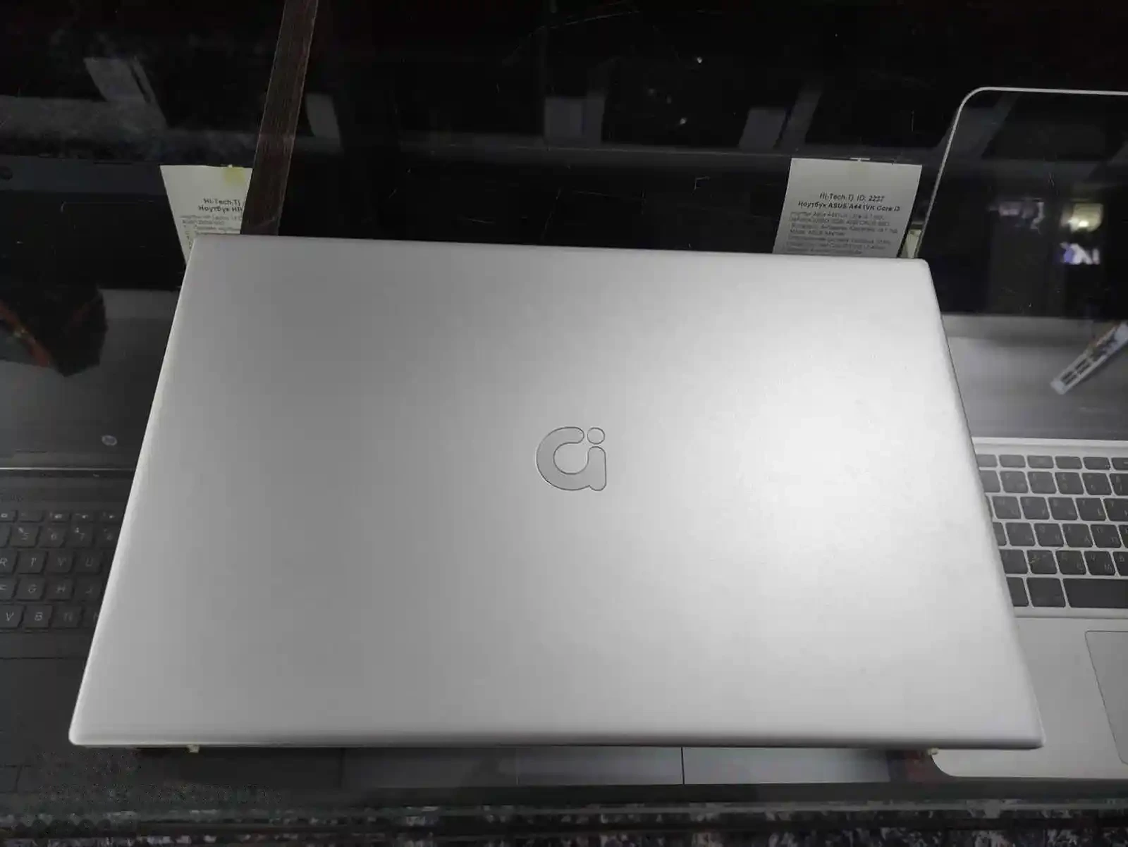 Ноутбук Asus Adol 13 Laptop Core i7-8565U 8GB/256GB SSD — фото 7