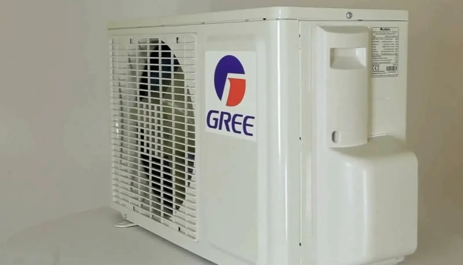 Кондиционер Gree 18 Invertor Cold Plasma R410A - GWH18ACCXD-K3NNA1B — фото 2