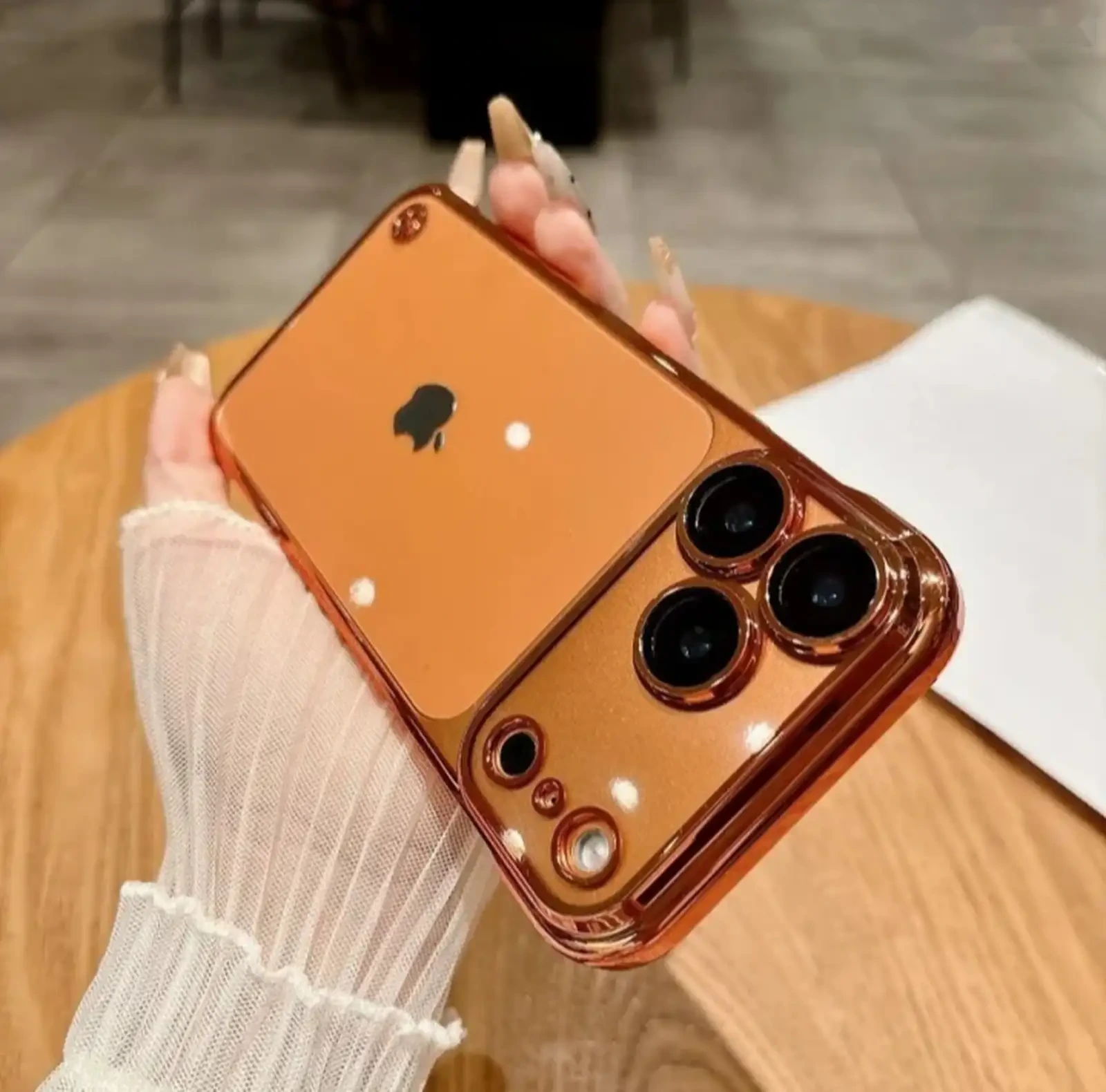 Чехол для iPhone 13 — фото 3
