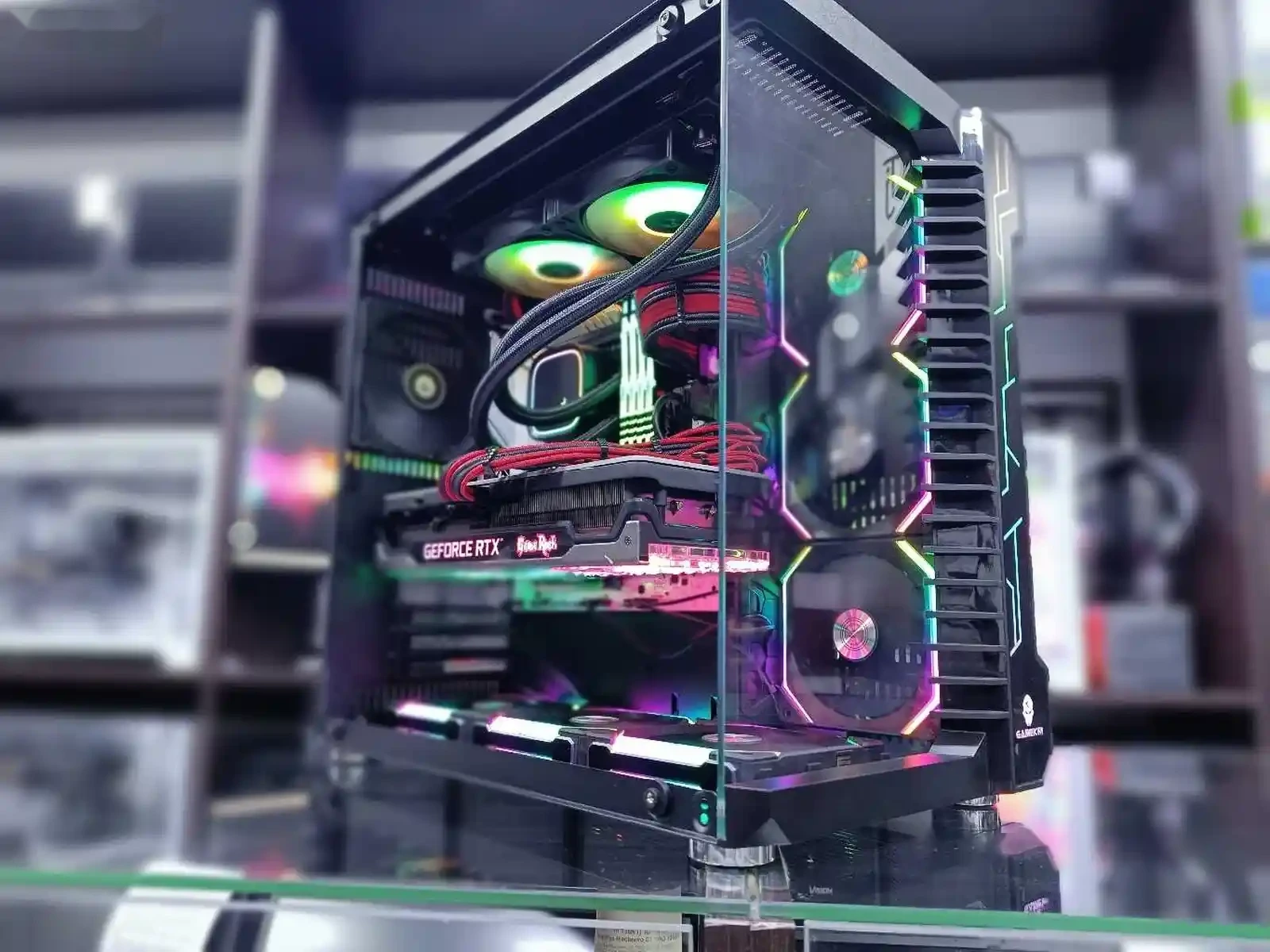 Игровой персональный компьютер Core i7-14700KF / RTX 5060 8GB / 32GB / 512GB — фото 2