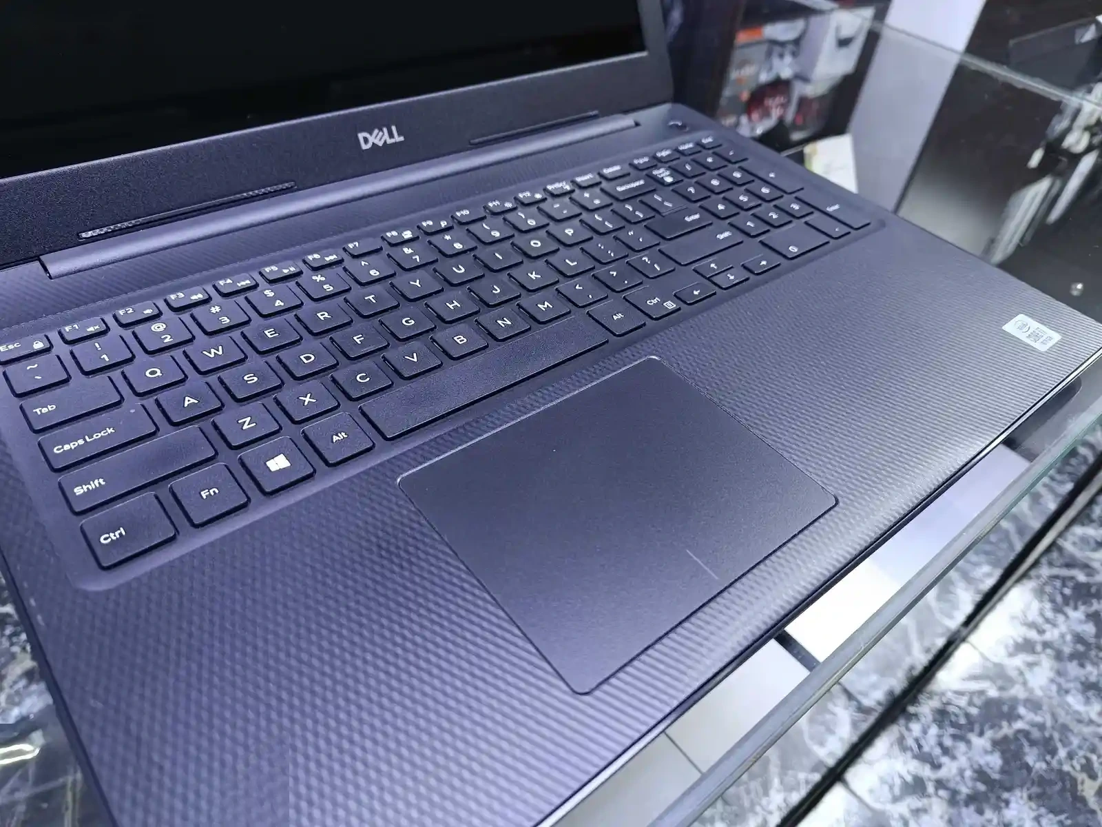 Ноутбук Dell Inspiron 3593 Core i7-1065G7 / 8GB / 256GB SSD — фото 6