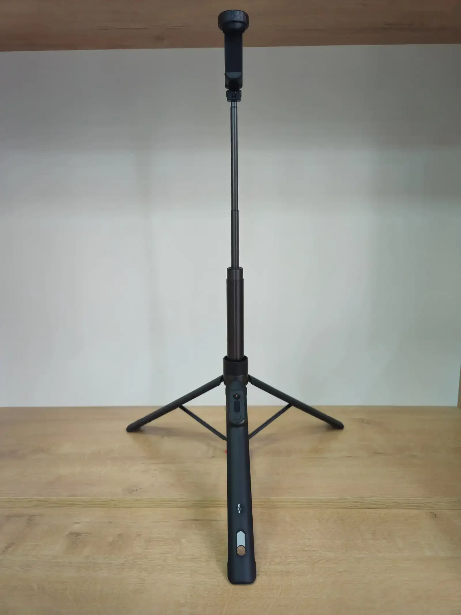 Селфи-палка трипод Xiaomi Zoom Stand Selfie Stick 2