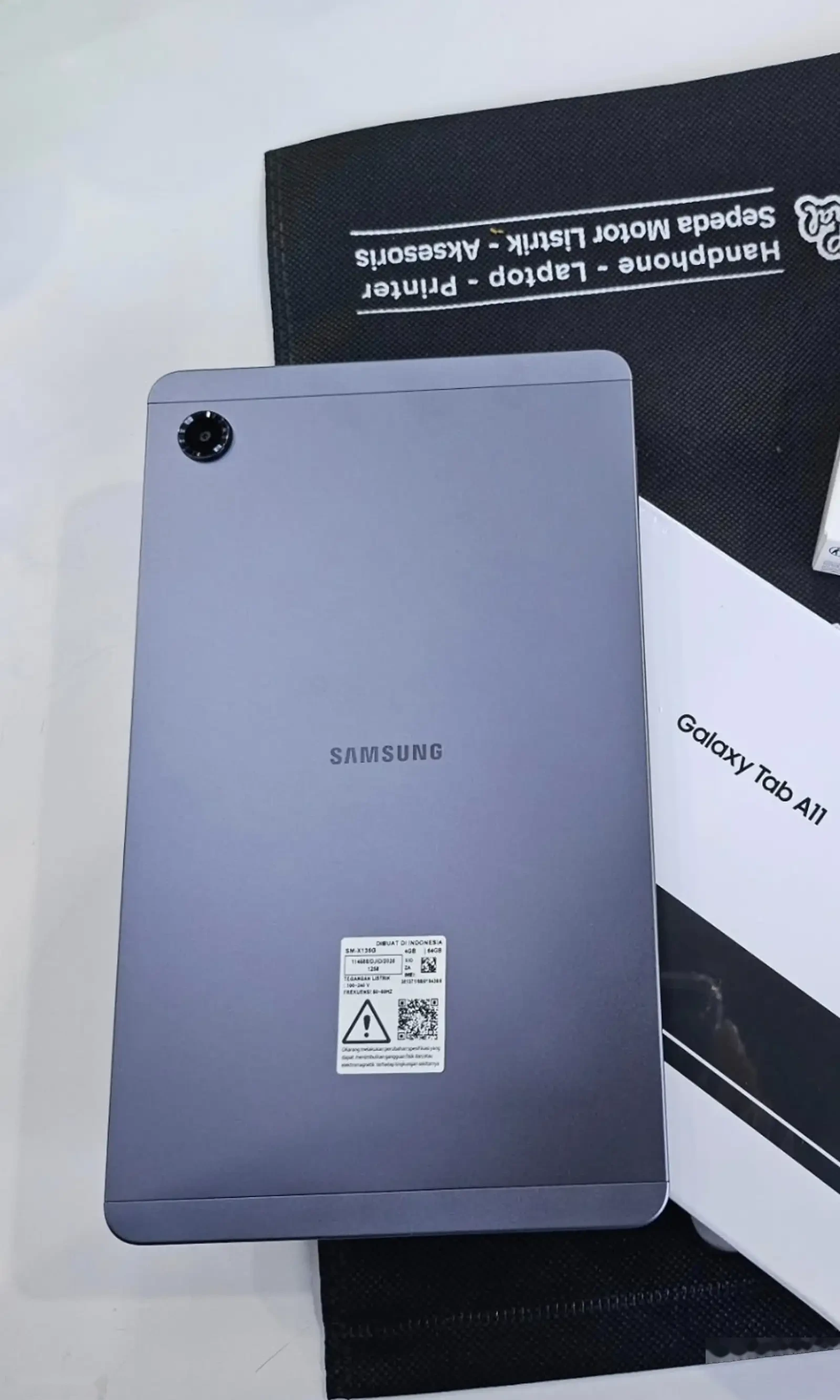Планшет Samsung Galaxy A11 4/64Gb — фото 3
