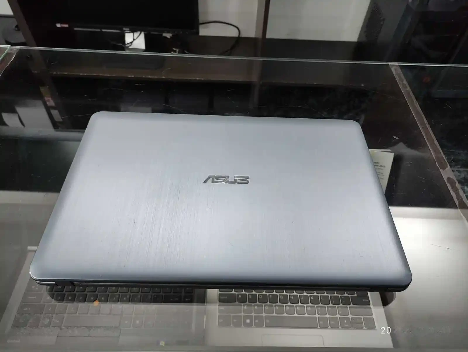 Игровой ноутбук Asus X541UJ Core i7-7500U 2.9GHz 8GB / 256GB SSD 7TH GEN — фото 7