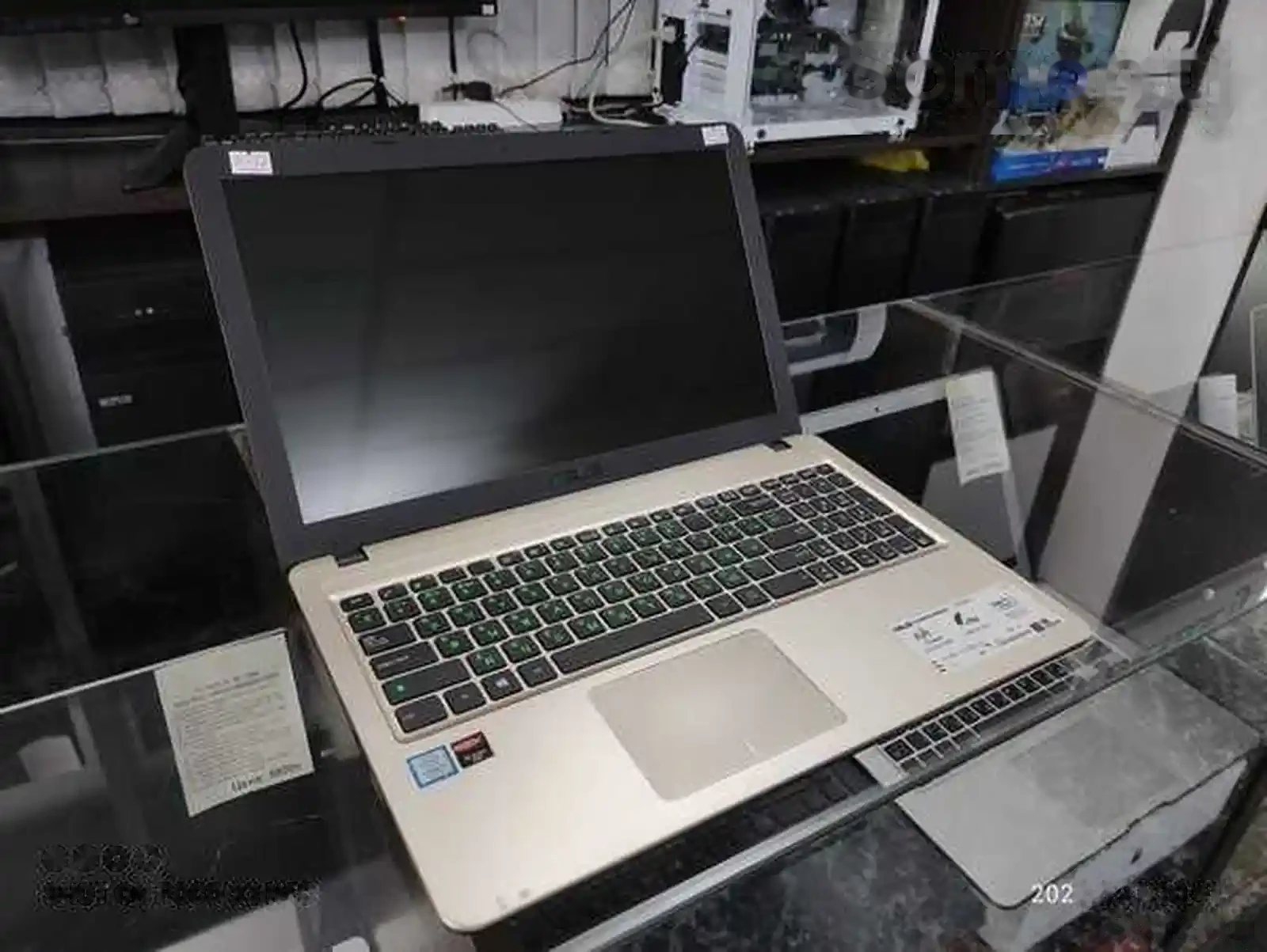 Игровой ноутбук Asus X540UP Core i5-7200U 8GB/500GB 7TH GEN — фото 2