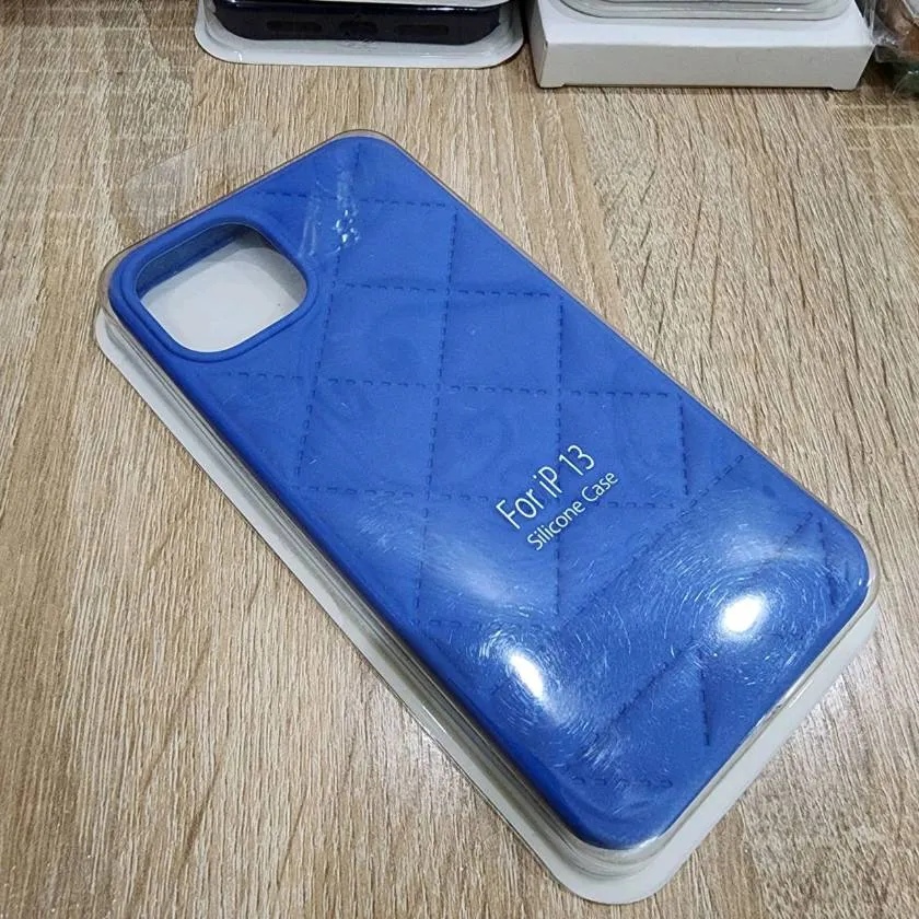 Чехлы для Apple