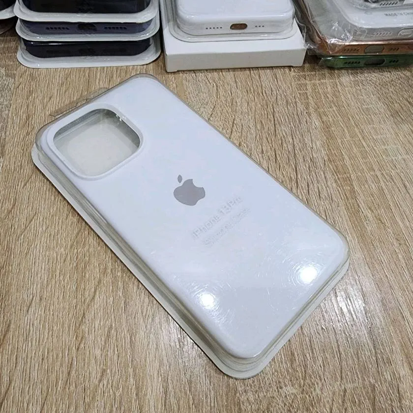 Чехлы для Apple