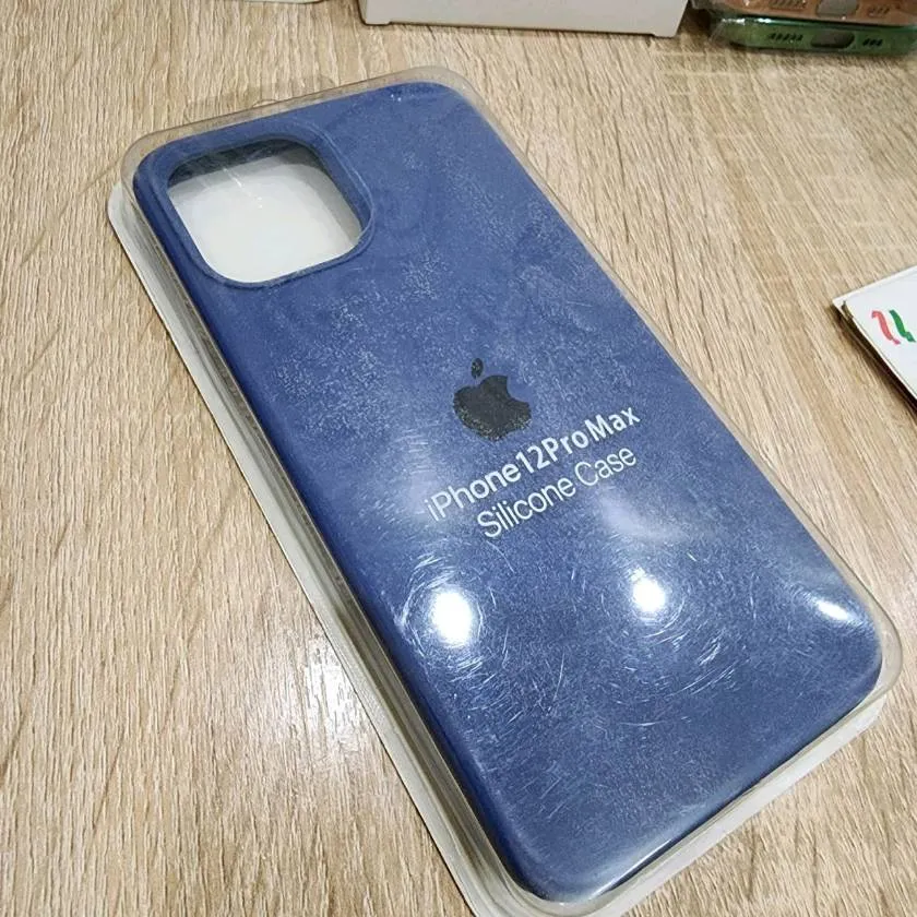 Чехлы для Apple