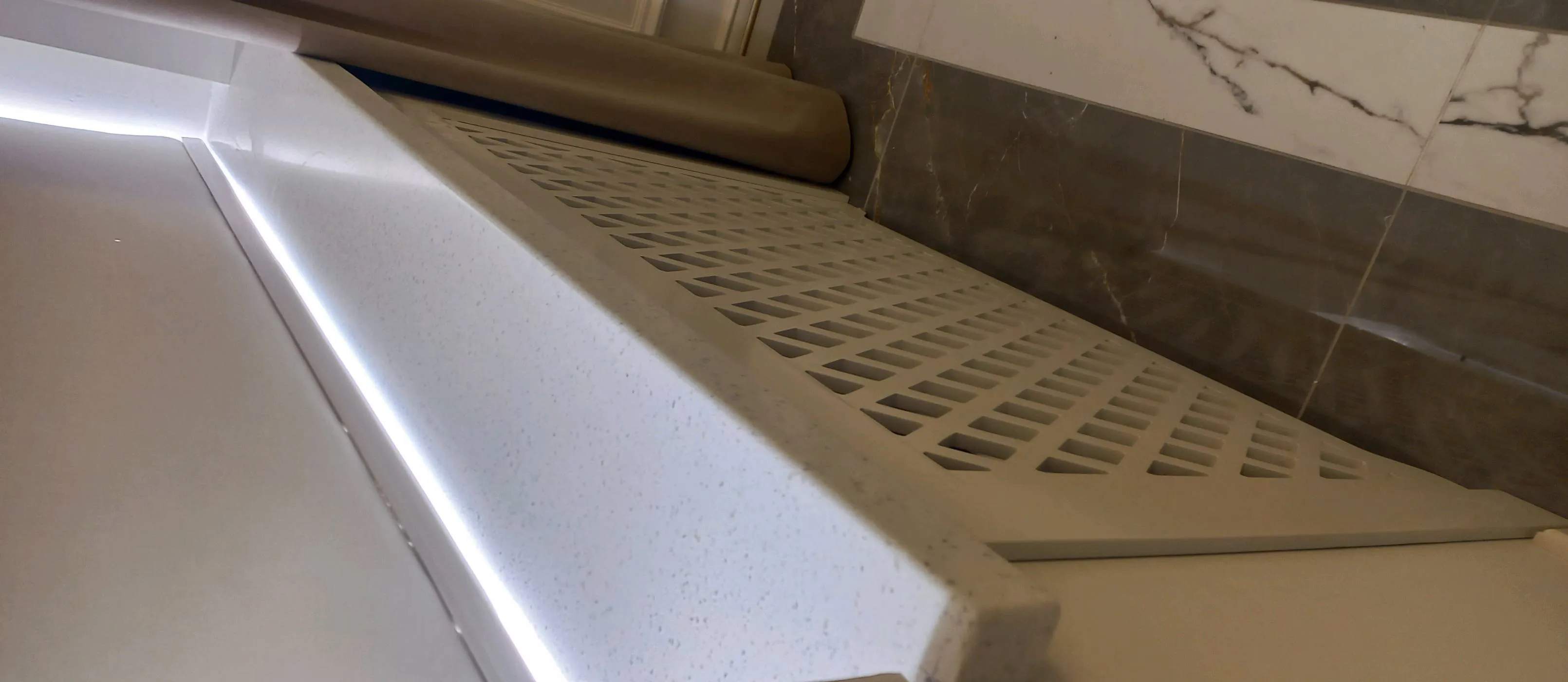 Подоконники из искусственного камня