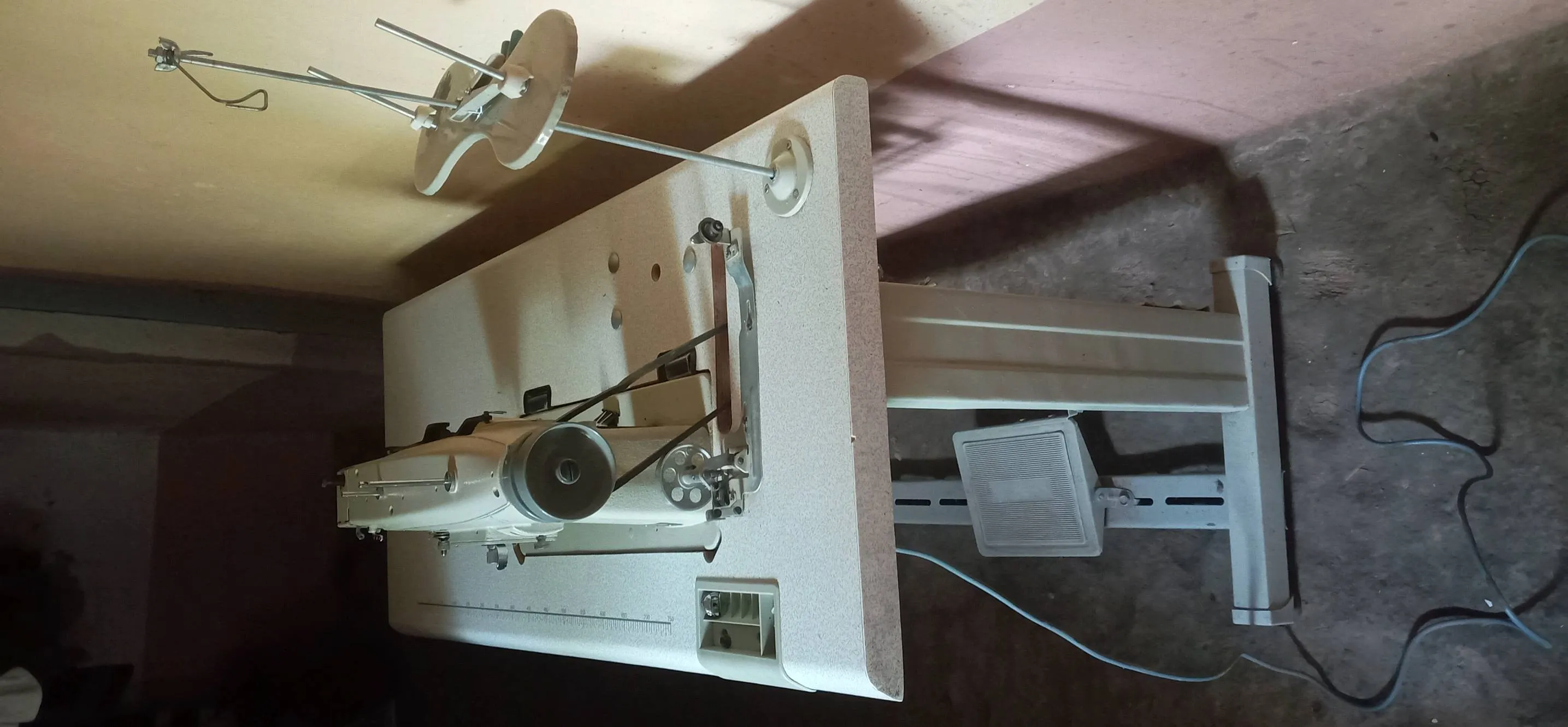 Швейная машина