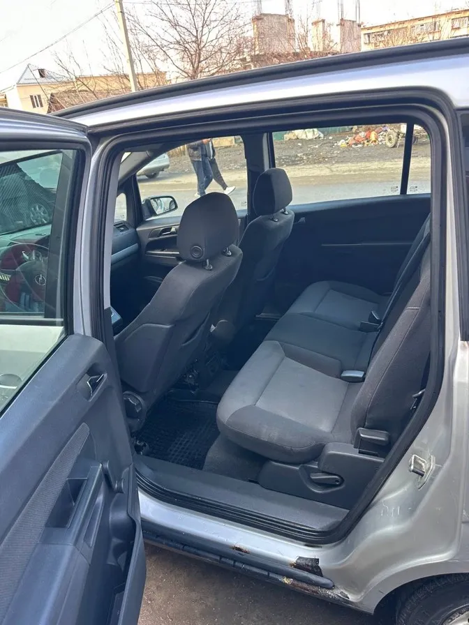 Opel Zafira 2007