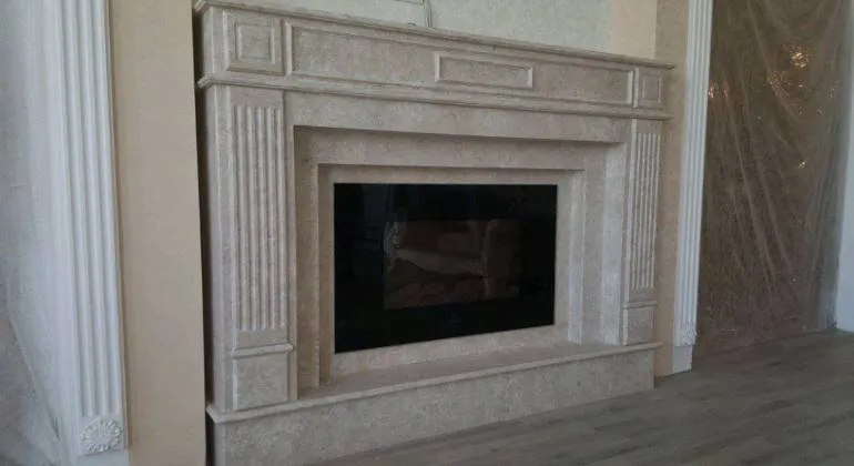 Камин, лестницы из камня