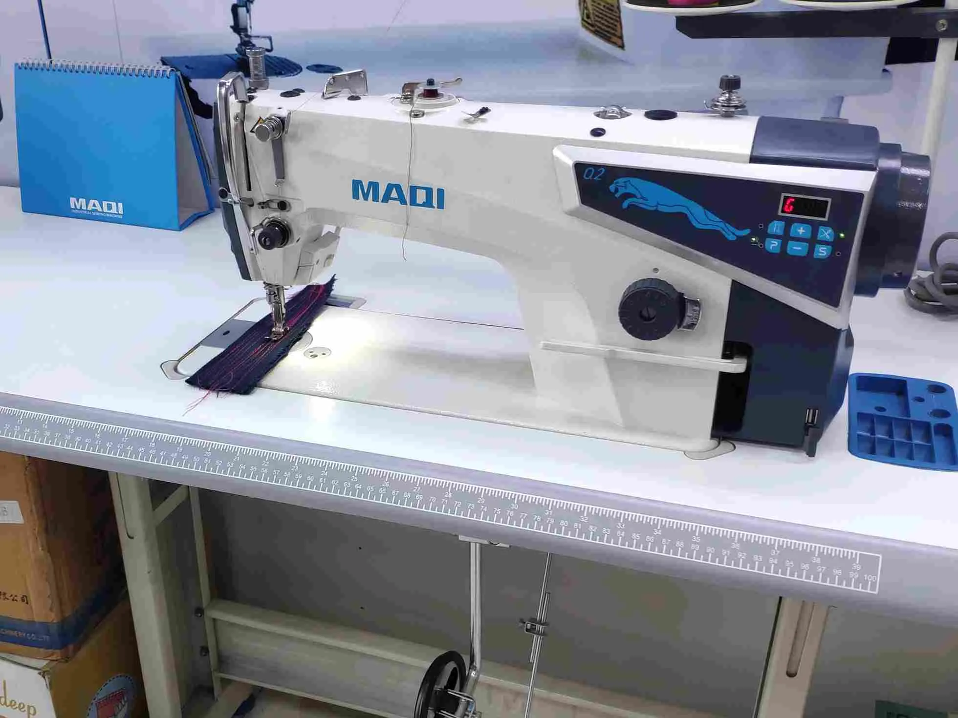 Швейная машина MAQI Q2