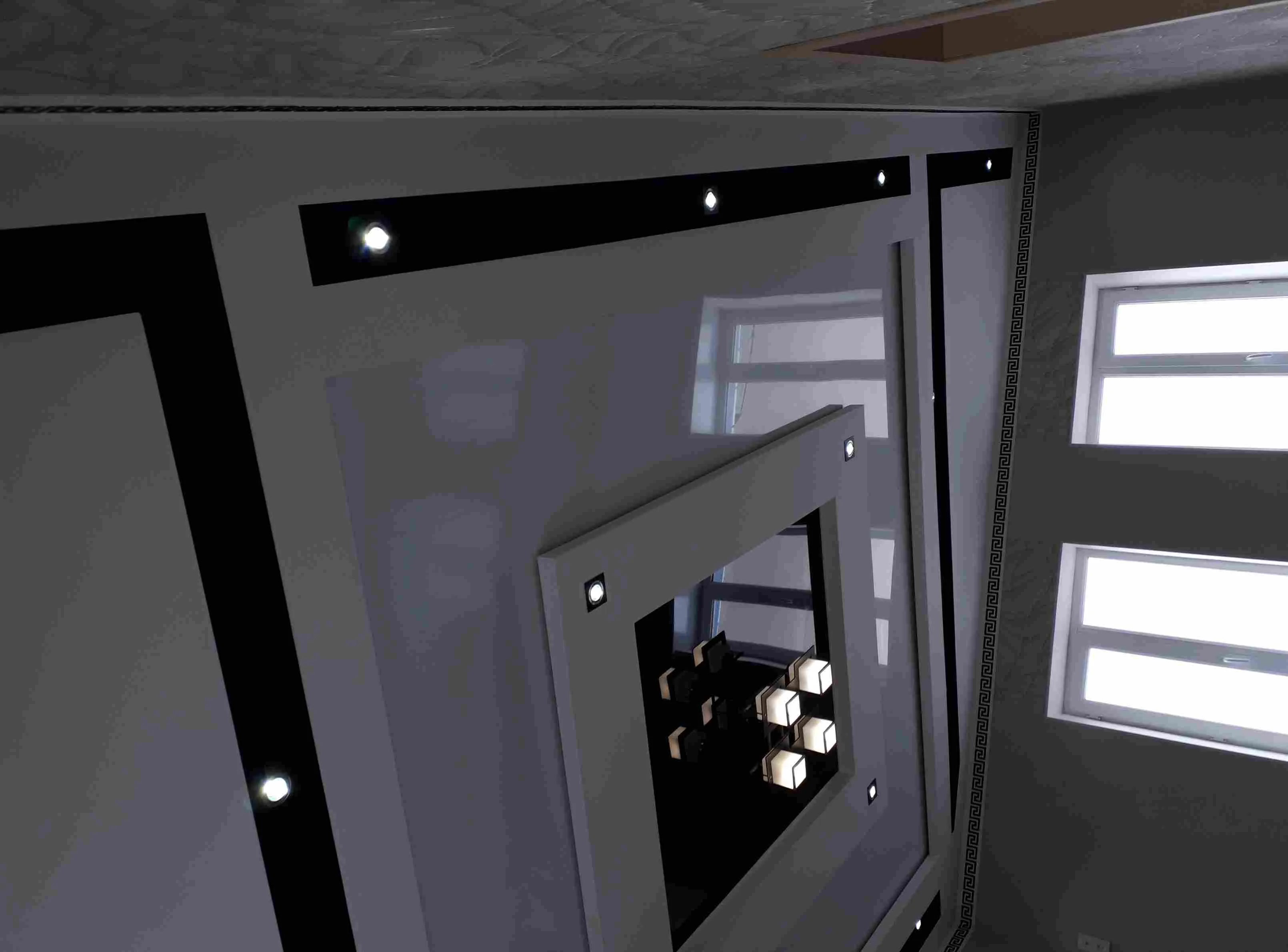 натяжной потолок