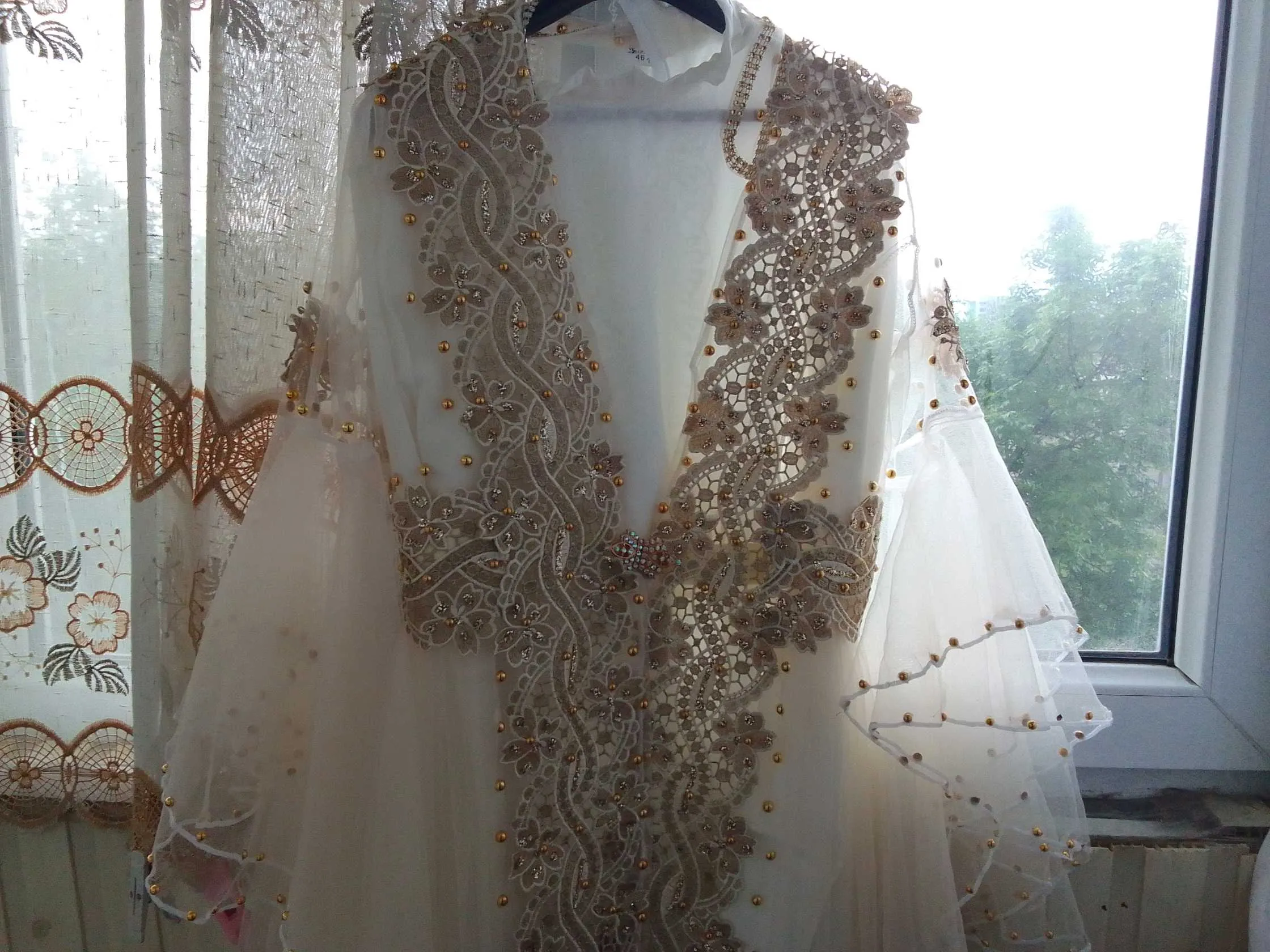 Национальное платье