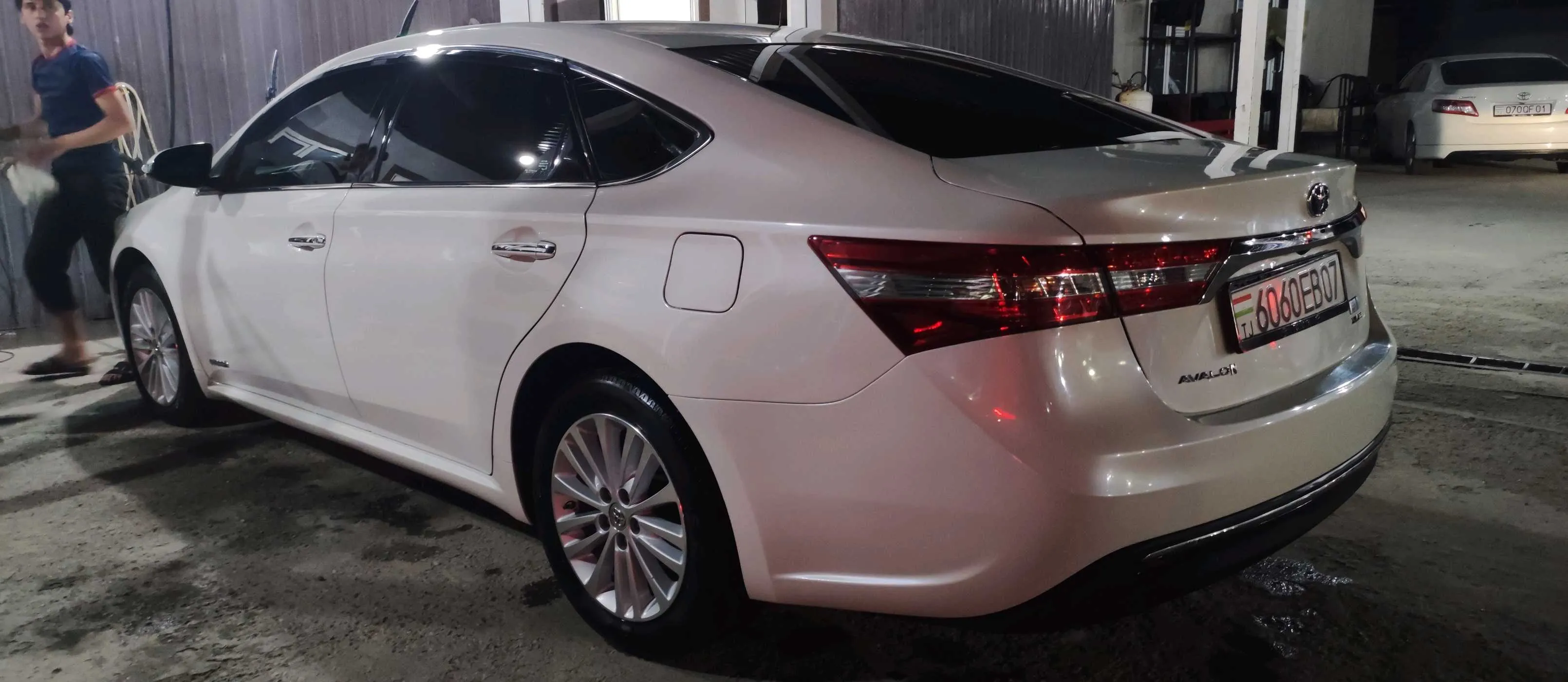 Toyota Avalon 2013