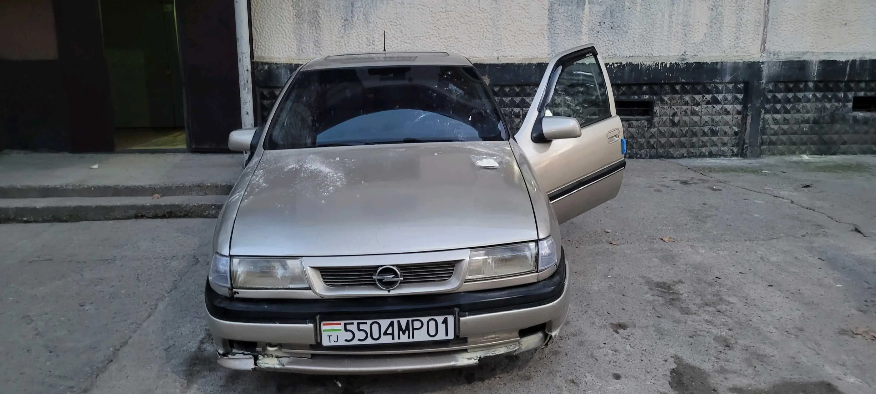 Opel Vectra a 1992