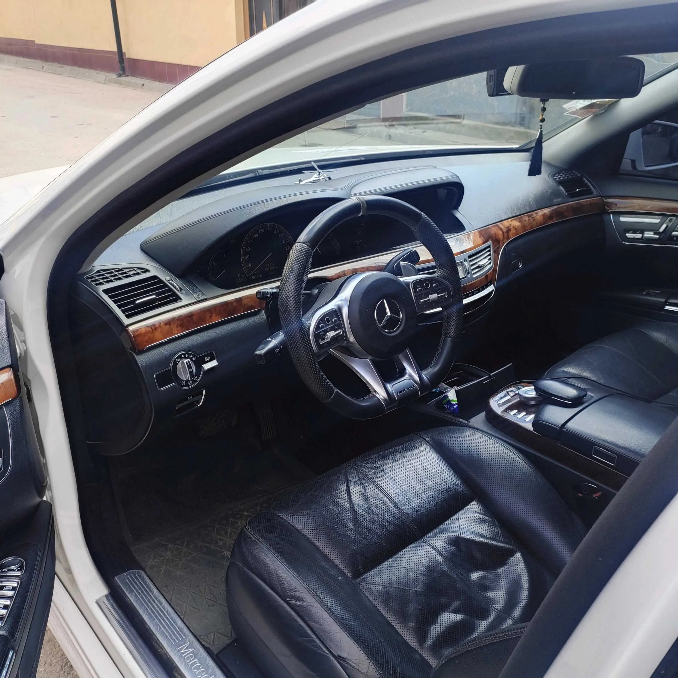 Mercedes-benz S class 2006