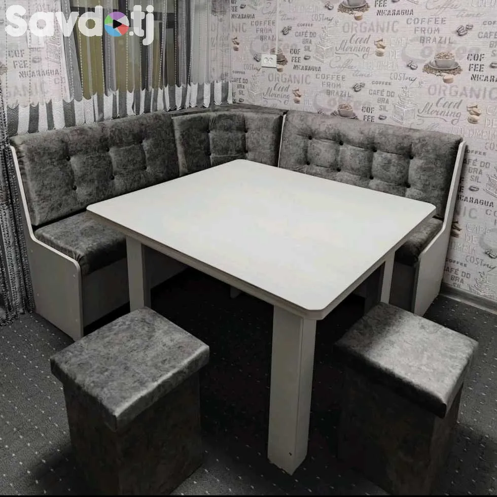 Кухонный уголок