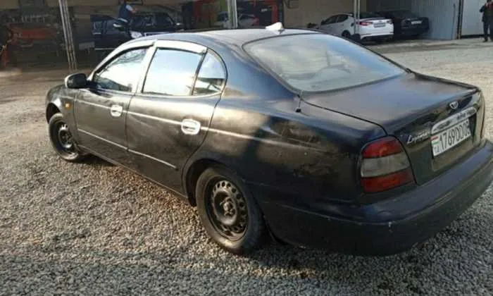 Daewoo Leganza 1998