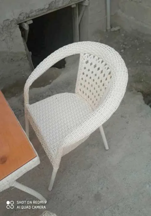 Стол стуля плитион