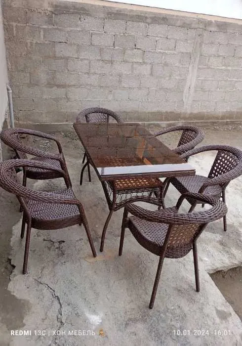 Стол стуля плитион