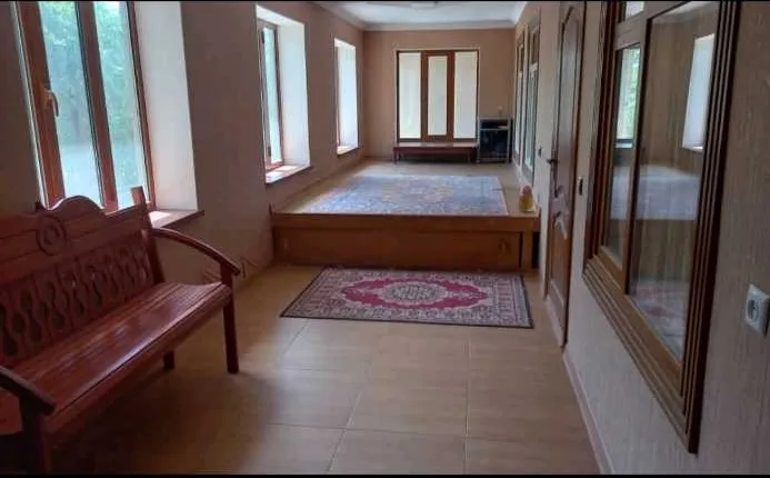 1 этажный, 5-комн. дом, 450 м², 9 соток, 9 соток, Вахдат