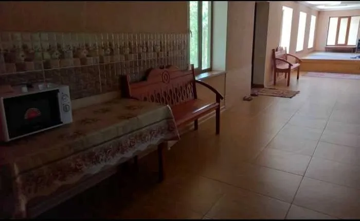 1 этажный, 5-комн. дом, 450 м², 9 соток, 9 соток, Вахдат