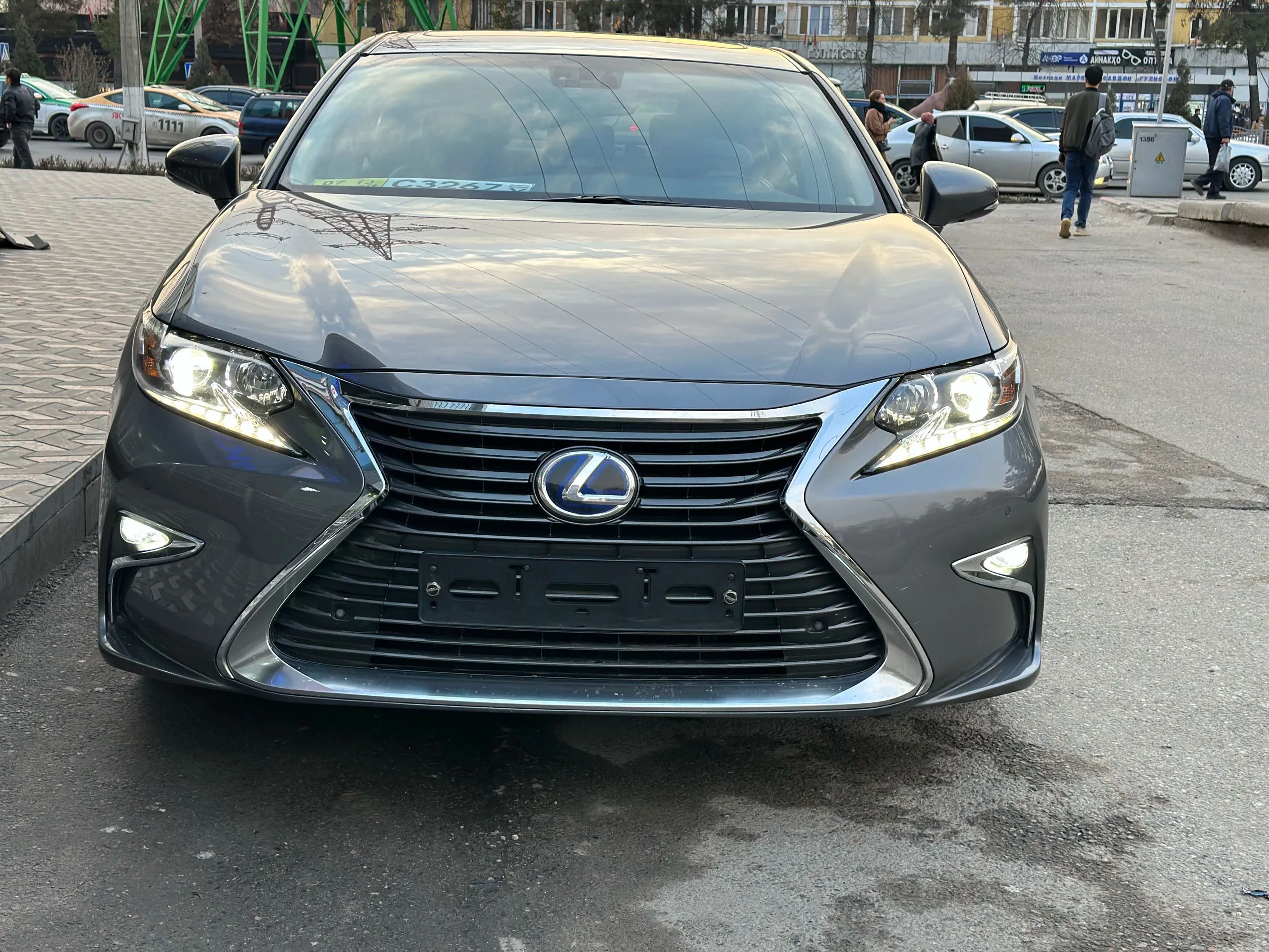 Lexus Es series 2016