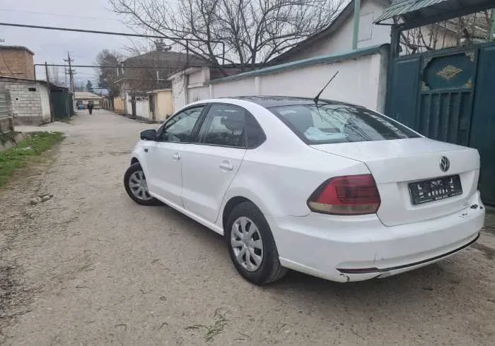 Volkswagen Polo 2016