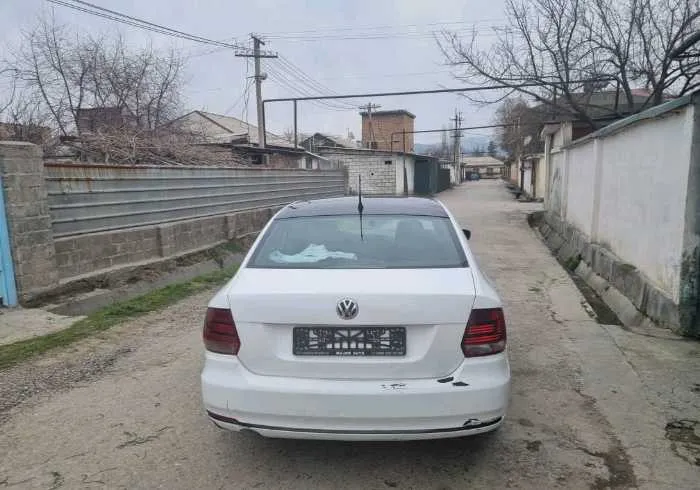 Volkswagen Polo 2016